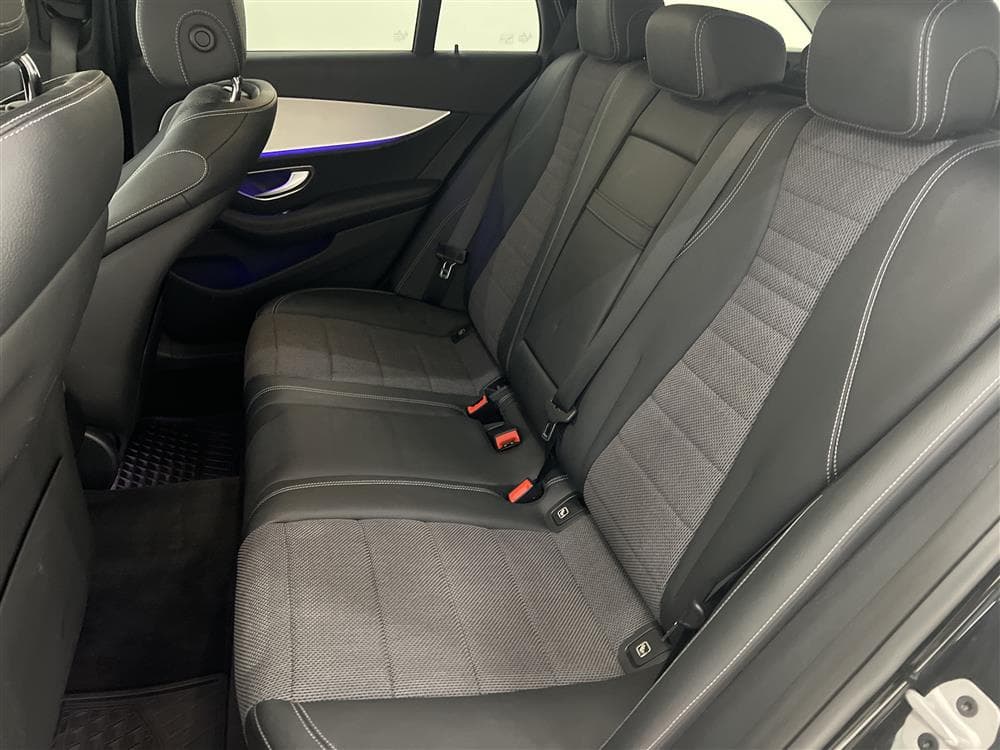 Mercedes-Benz E 300 de Plug in 316hk Widescreen Värmare Momsinteriör