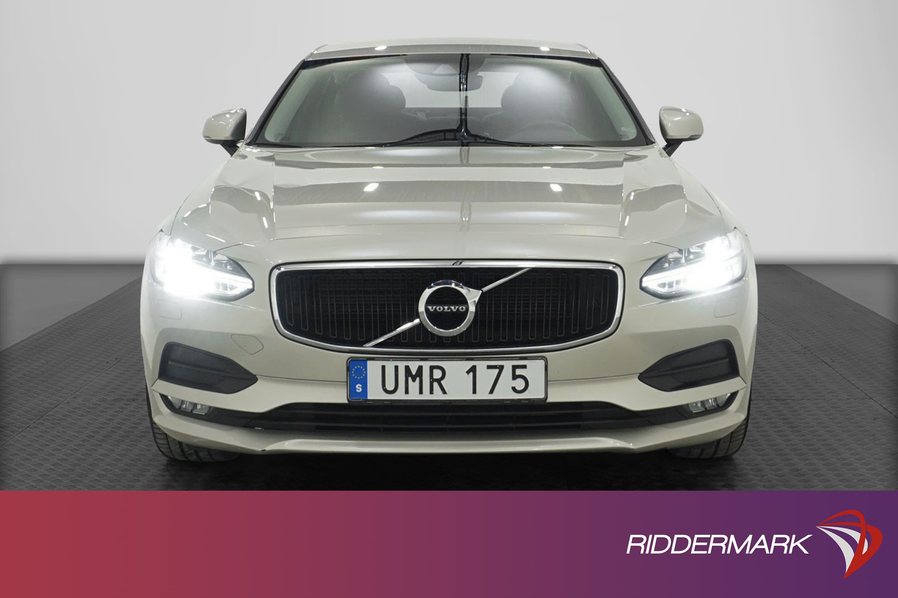 Volvo S90 D3 150hk