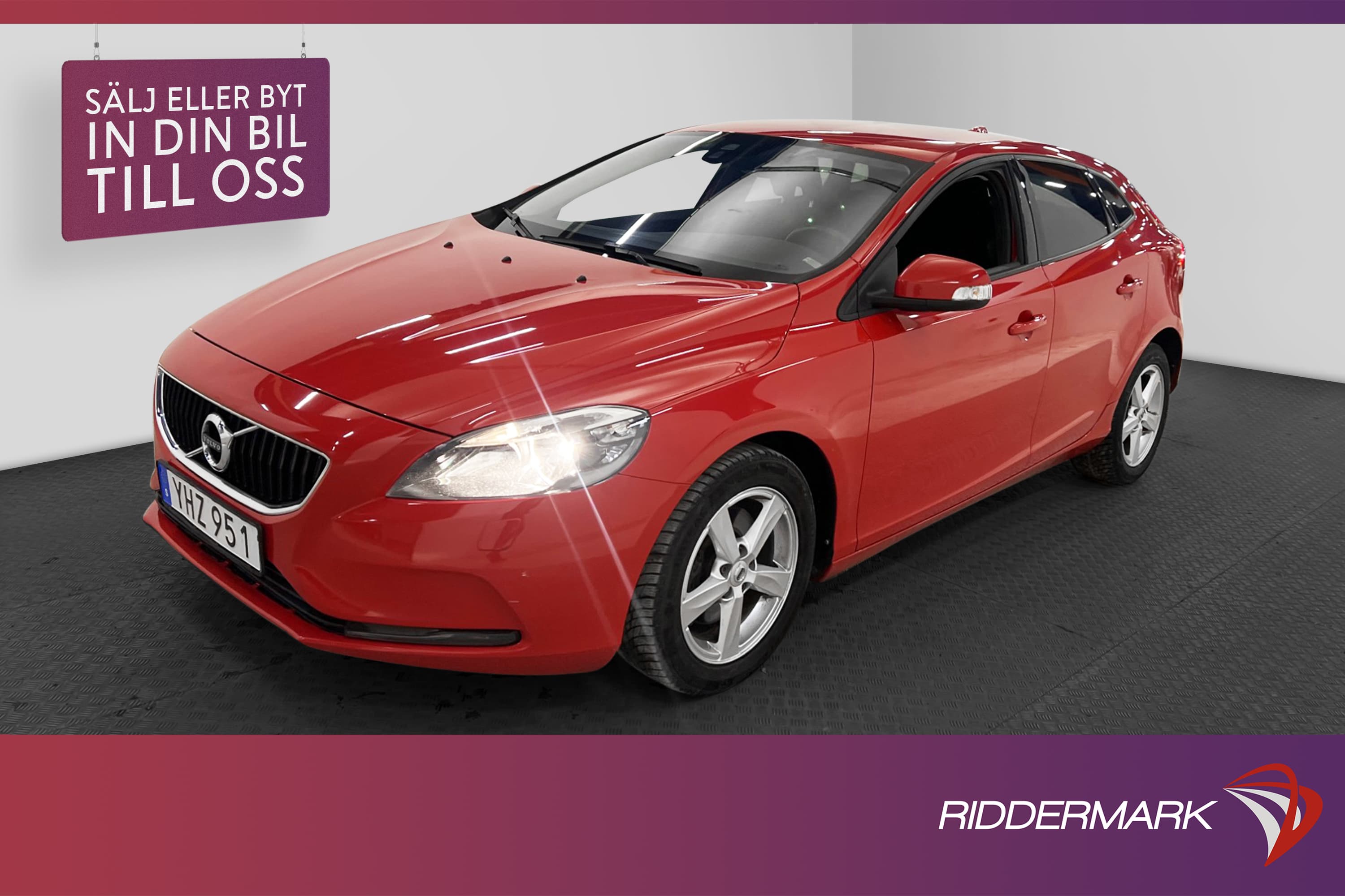 Volvo V40 T2 122hk