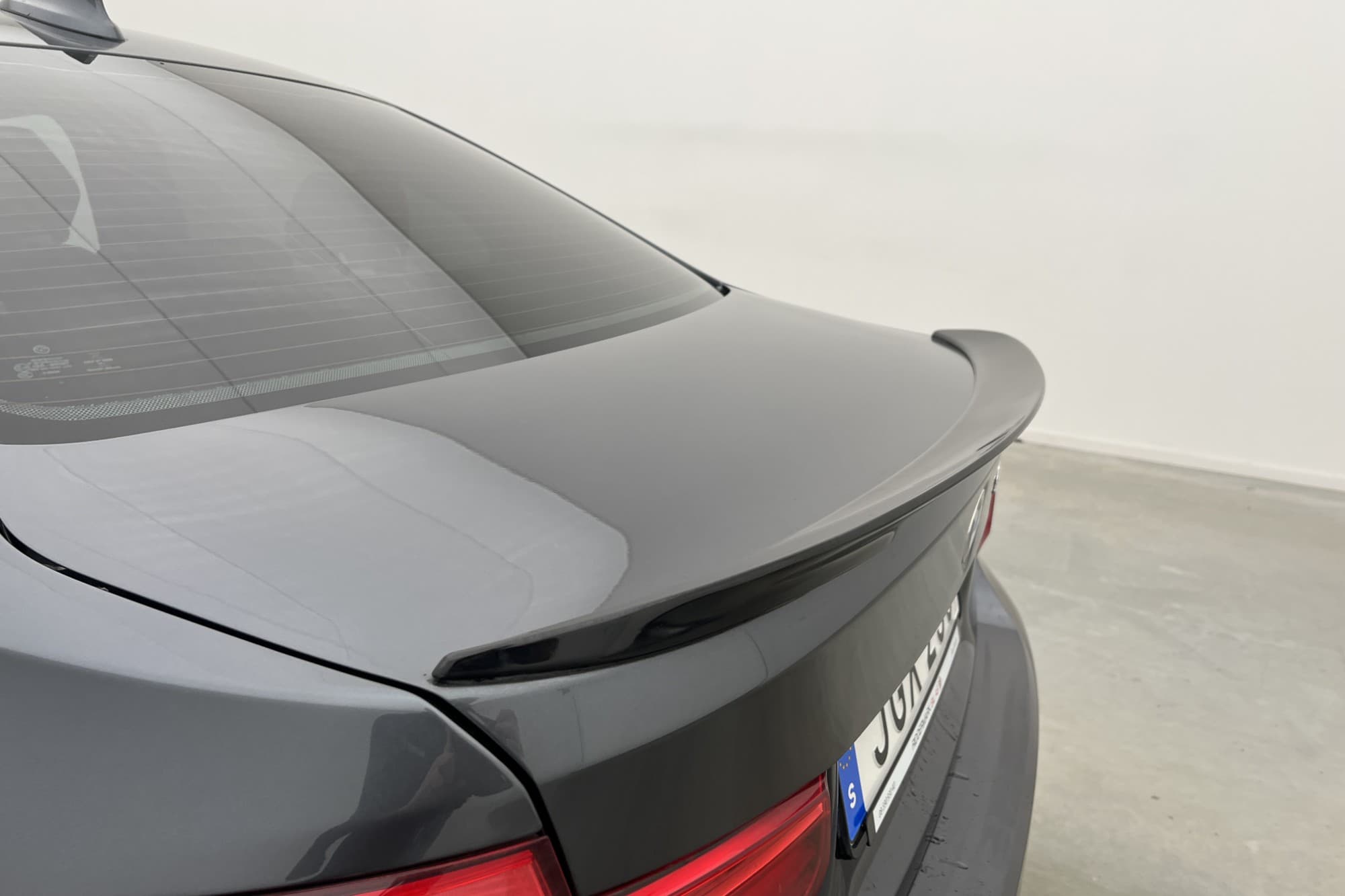 BMW 330 e Sedan 252hk M Sport HiFi Navi Sensorer Rattvärme