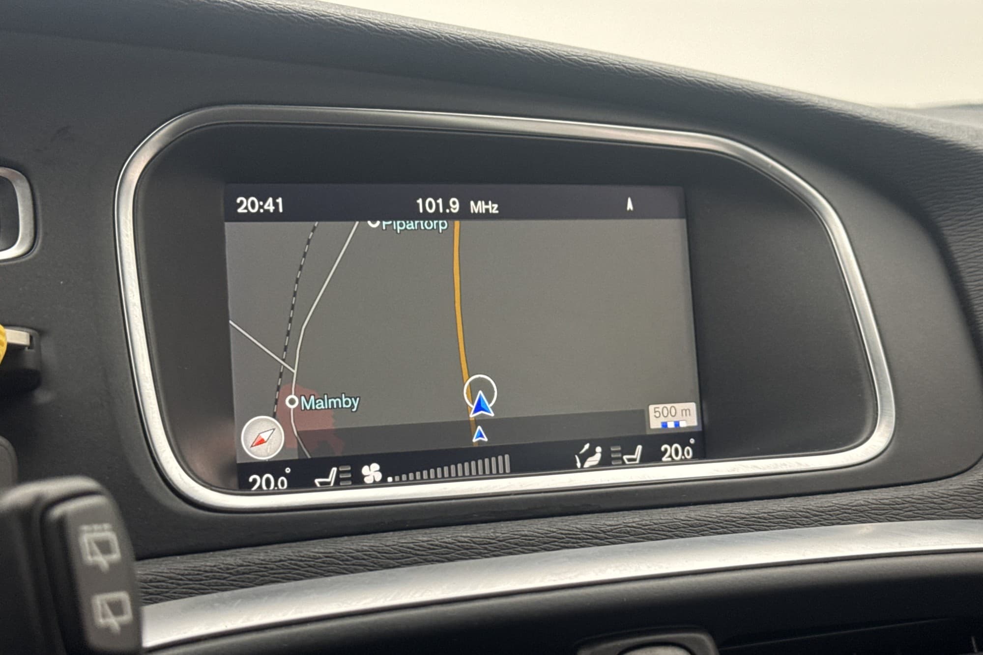 Volvo V40 Cross Country D3 Plus VOC Värmare Kamera BLIS Navi