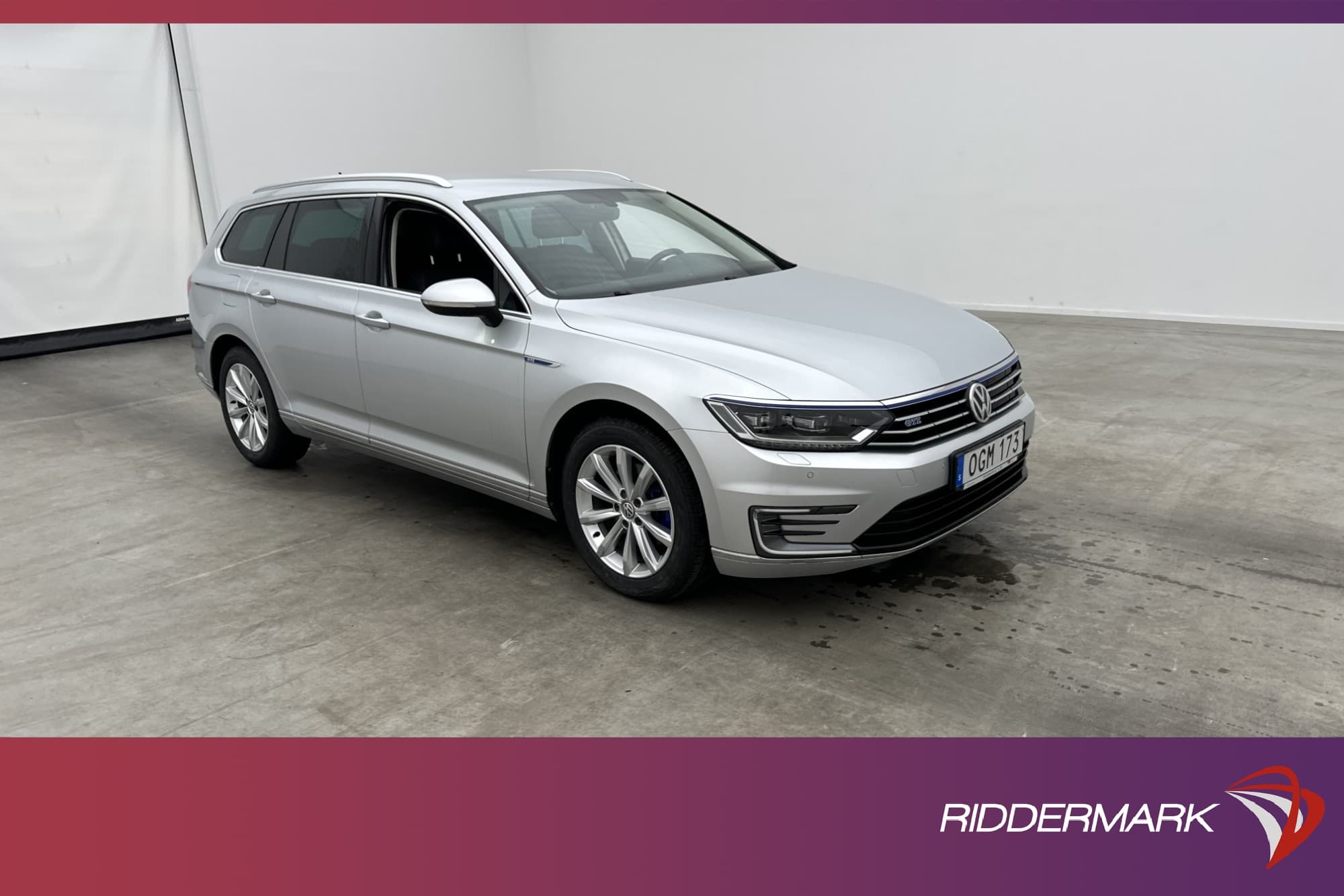 Volkswagen Passat GTE 218hk