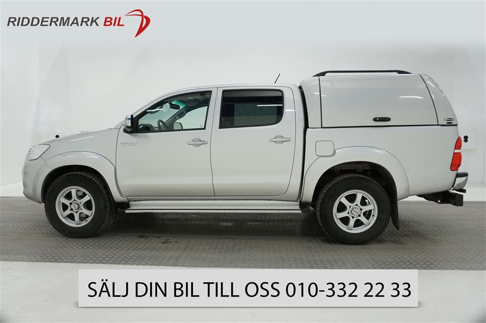 Toyota Hilux 3.0 D-4D 4WD (171hk) Aut Drag M-värm Kåpa