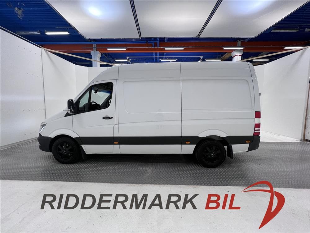 Mercedes-Benz Sprinter 319 CDI R2 190hk Värmare 3-sits Moms