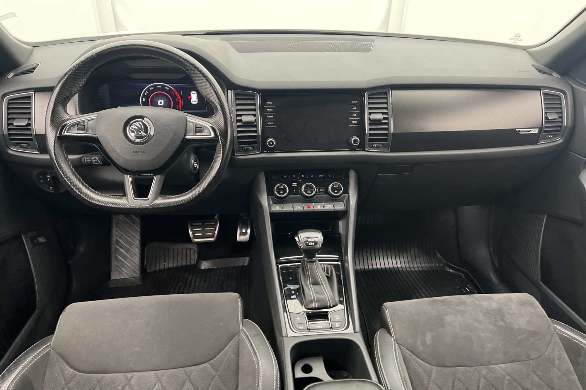 Skoda Kodiaq 2.0 TDI 4x4 SportLine 7-Sits D-Värm Cockpit