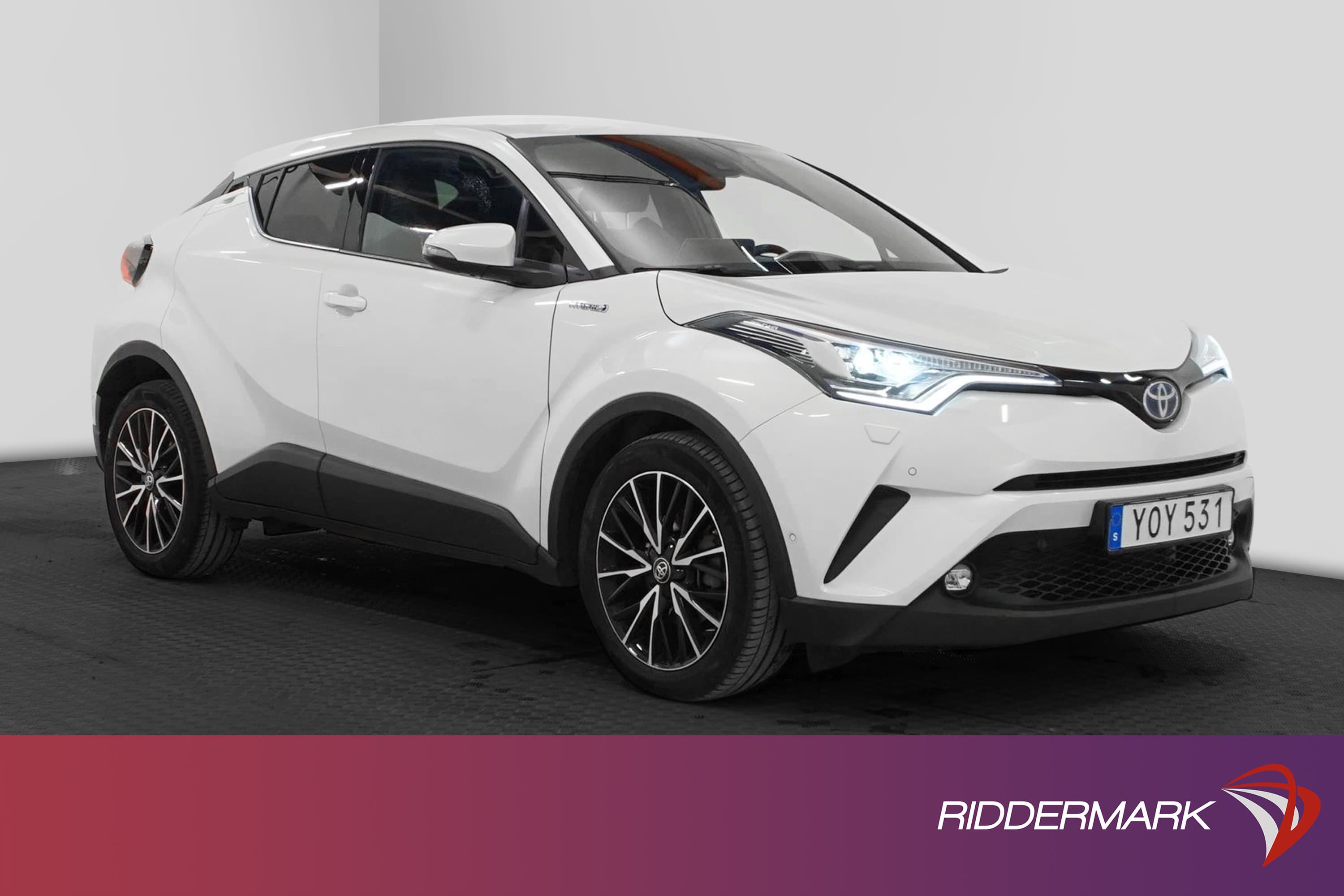 Toyota C-HR Hybrid CVT 122hk Executive JBL B-Kam 360kr Skatt