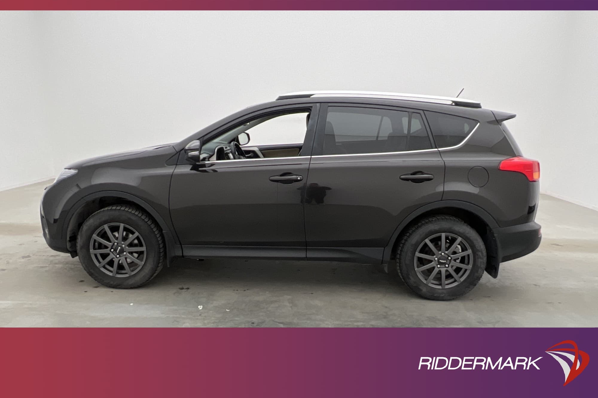 Toyota RAV4 2.0 141hk 4WD