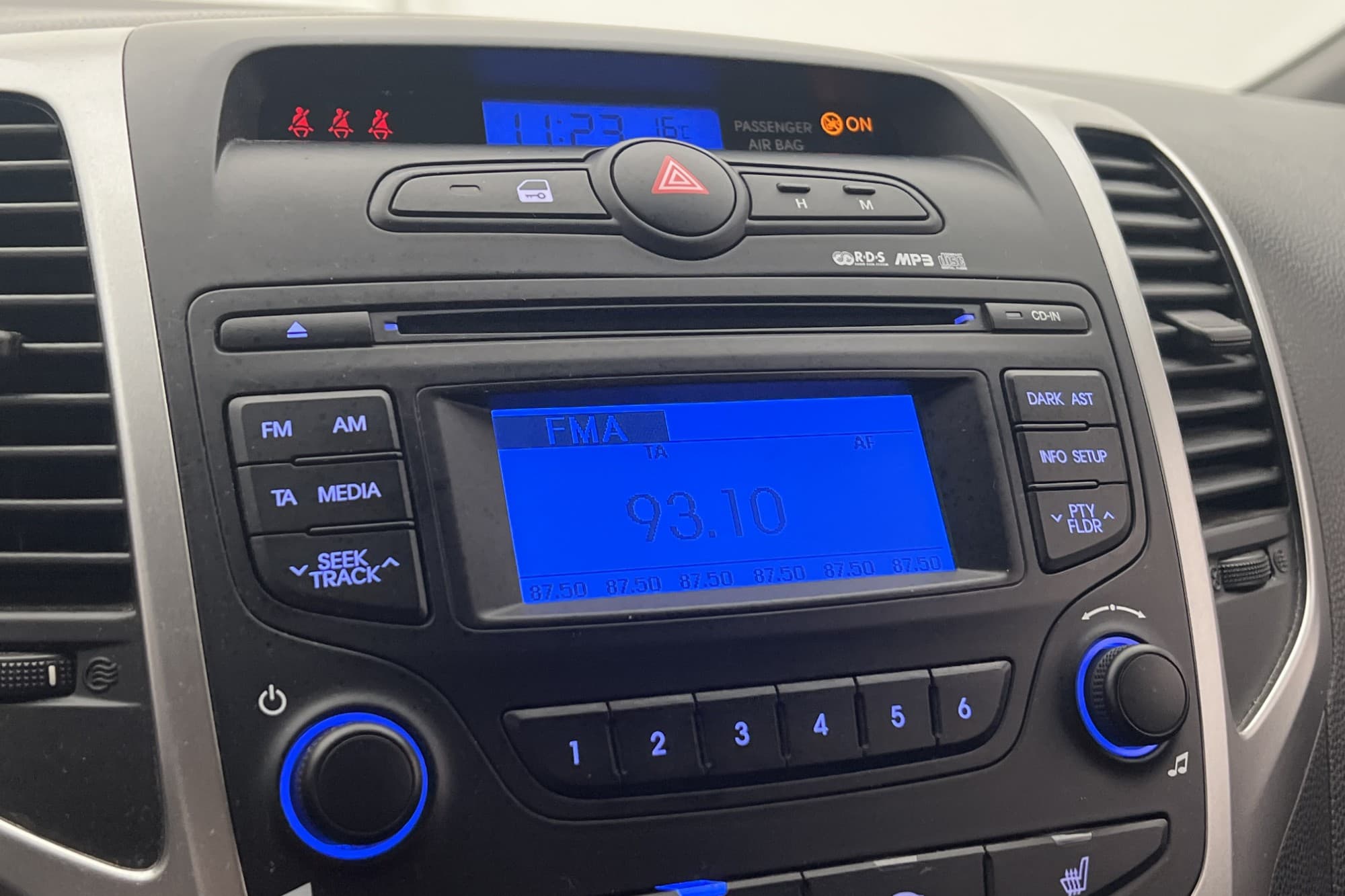 Hyundai ix20 1.4 90hk Comfort En-Brukare Lågskatt