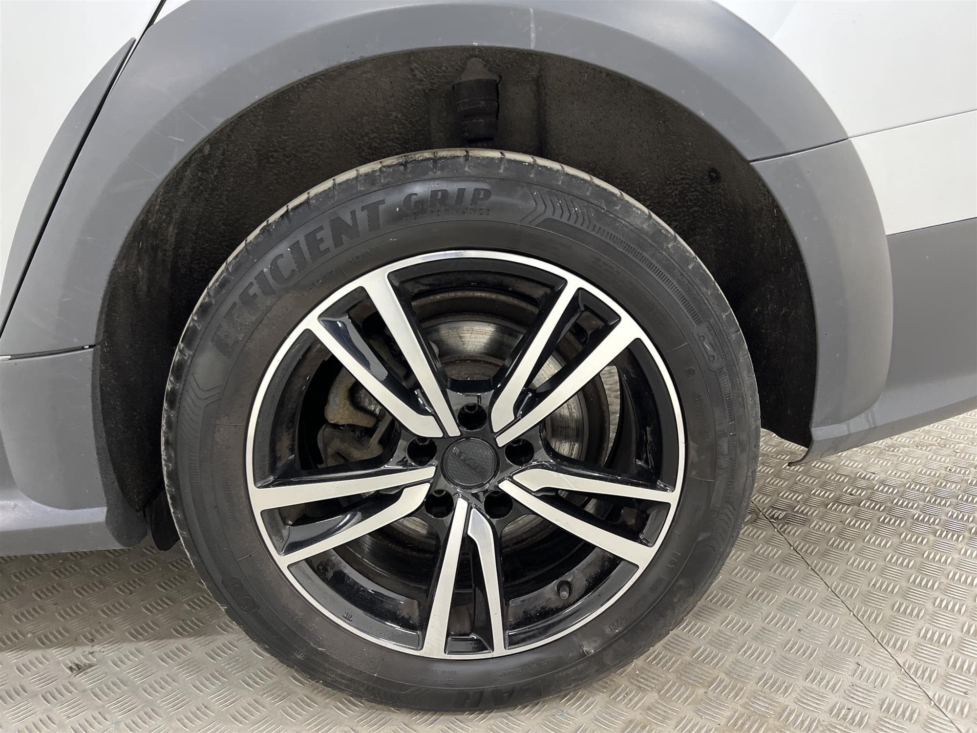 Audi A4 allroad 2.0 TDI Quattro S 177hk M-Värm Drag P-Sensor