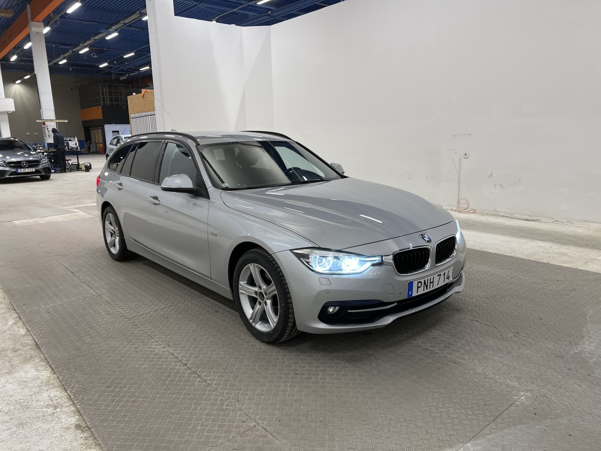 BMW 320d xDrive 190hk