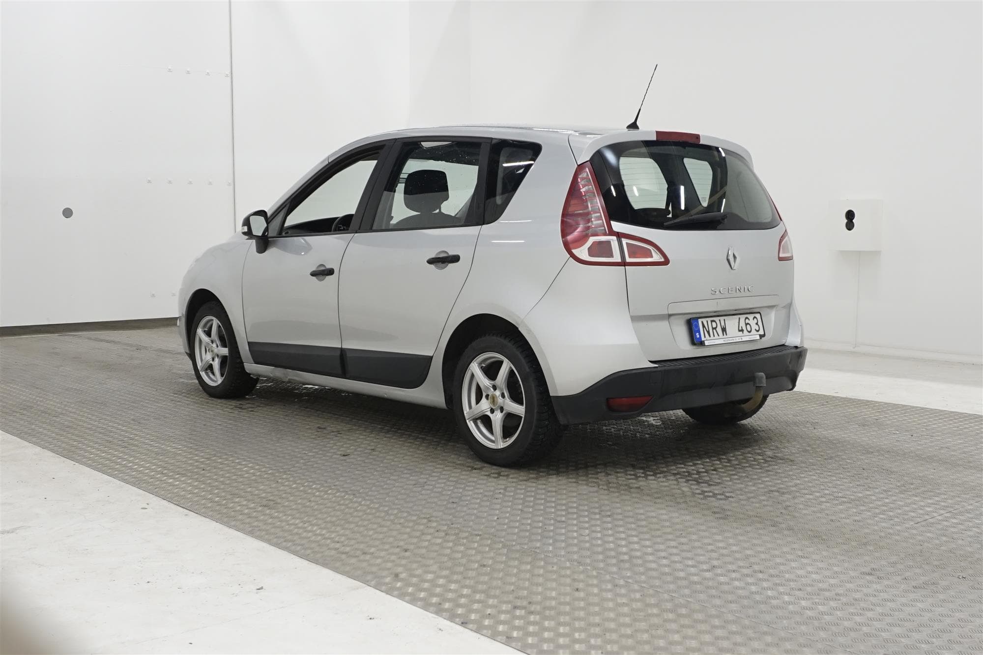 Renault Scénic 1.6 110hk Dragkrok Låg Skatt 