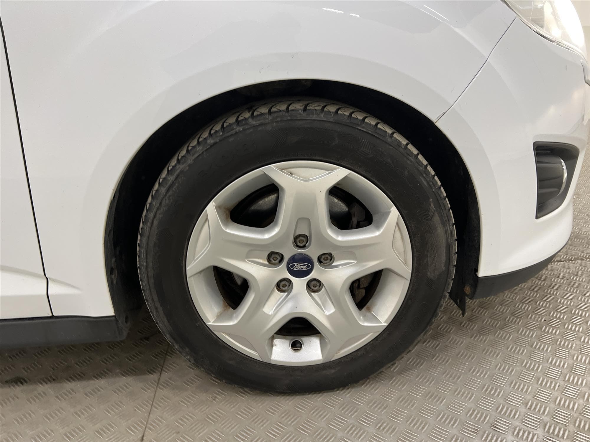 Ford Grand C-Max 95hk 7-sits D-värm Drag Välservad 0,49l/mil