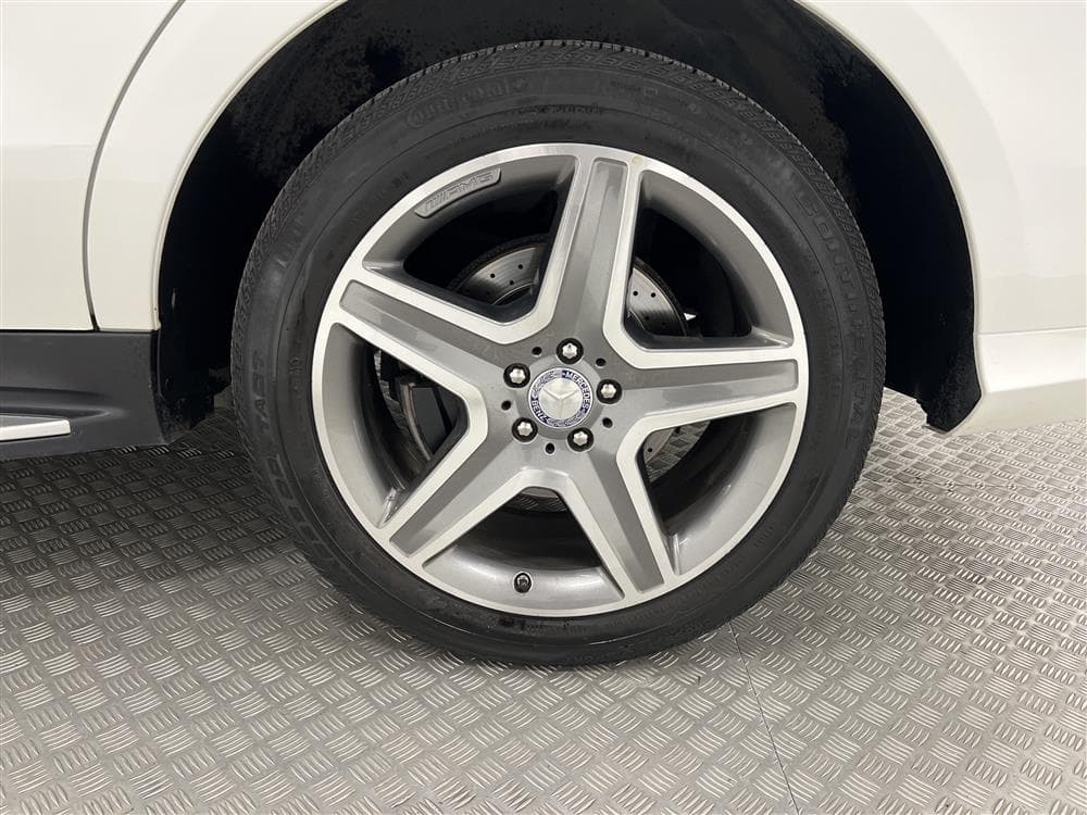 Mercedes-Benz GLE 350d 4M 258hk AMG Pano Luftfjäd 360° Drag