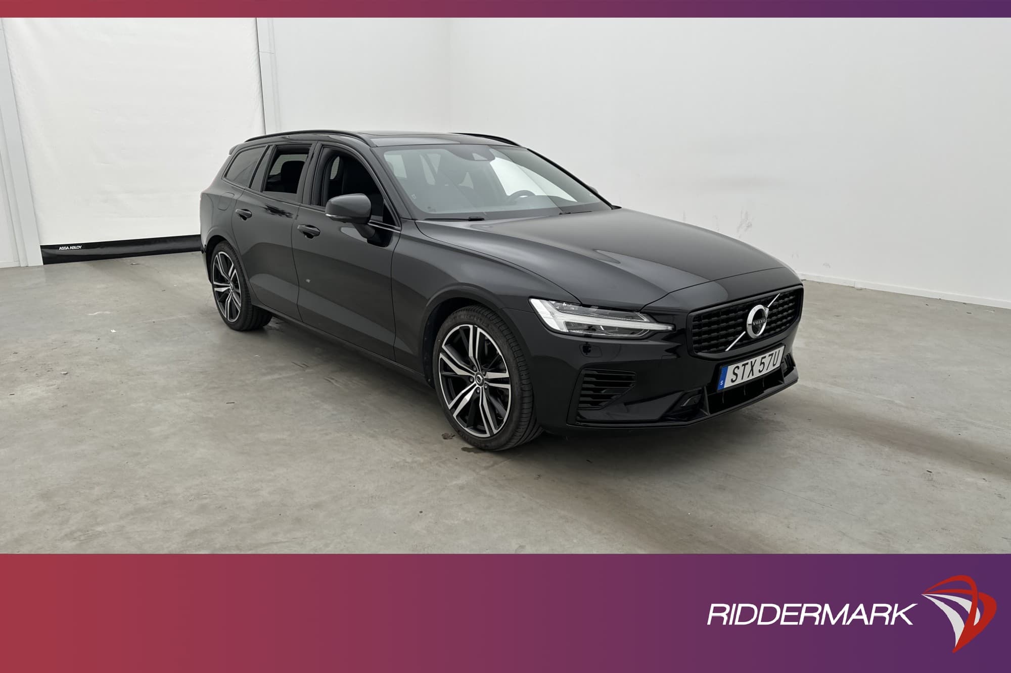 Volvo V60 Recharge T8 AWD