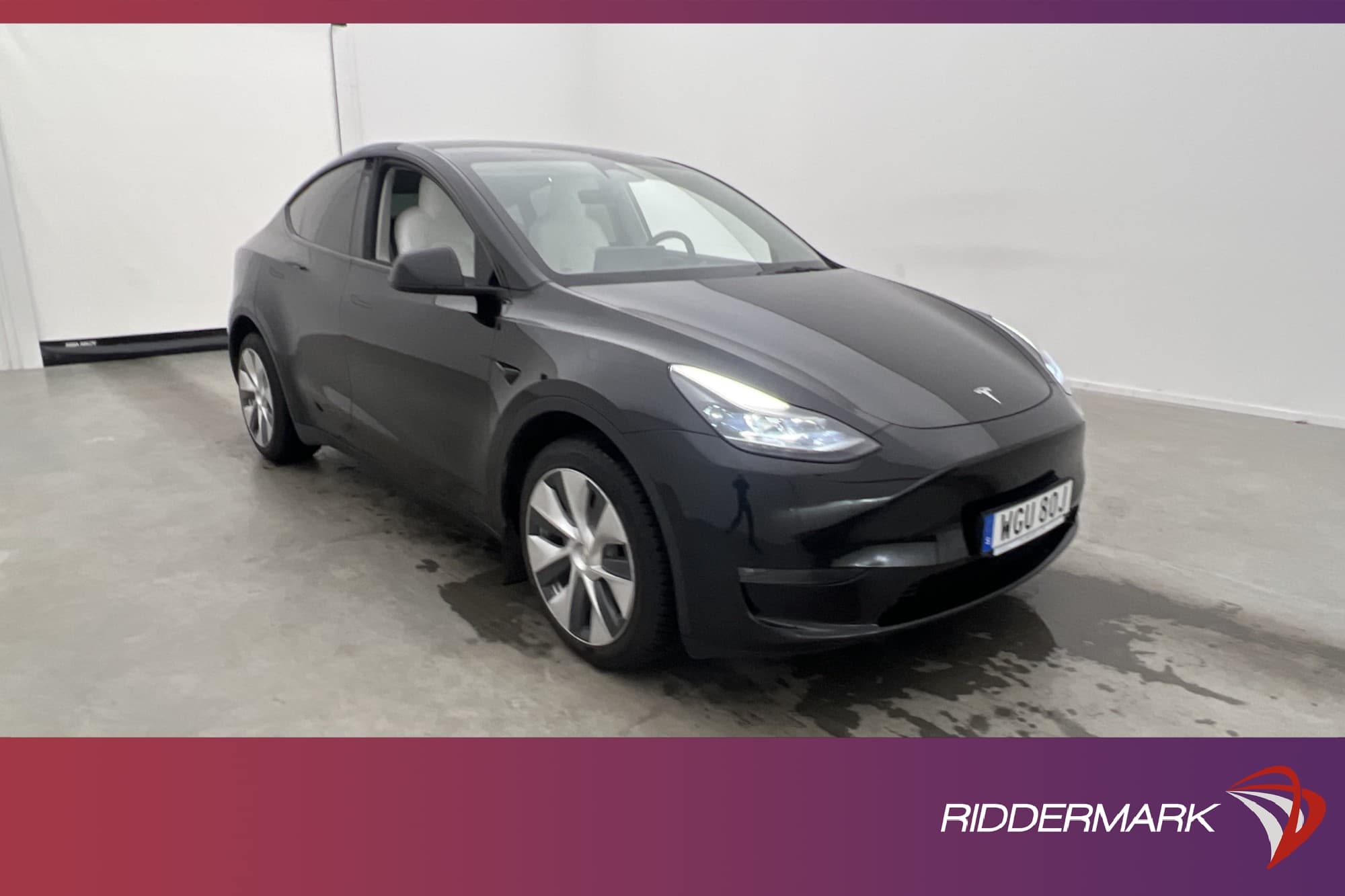Tesla Model Y Long Range AWD