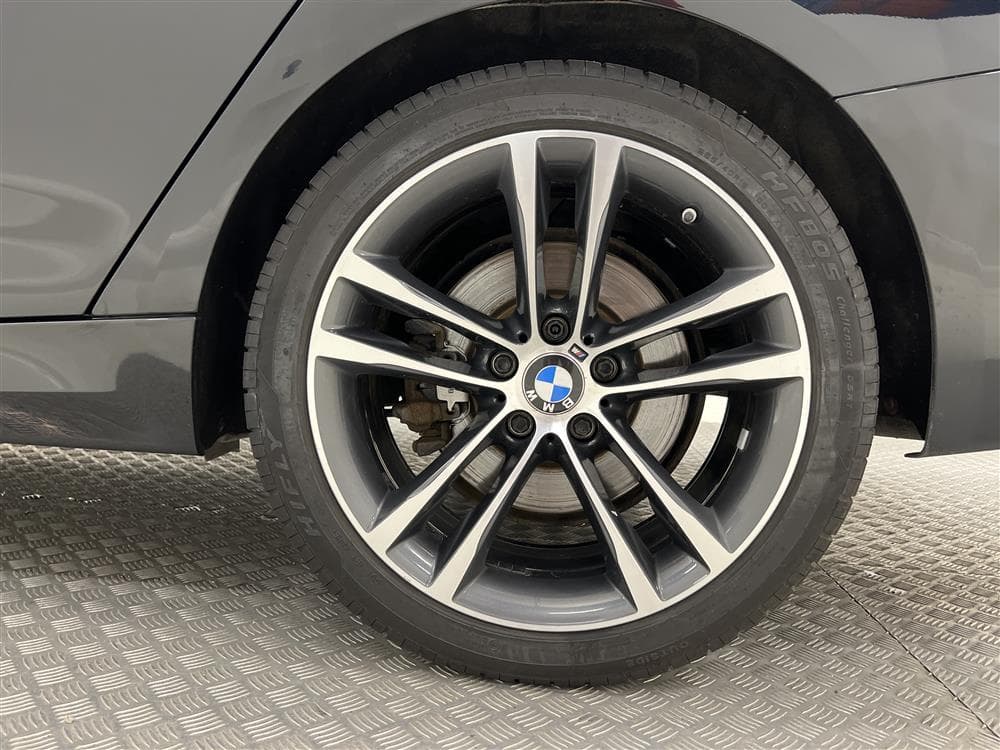 BMW 335d GT 313hk xDrive M-Sport Skinn Pano H/K HUD Naviinteriör