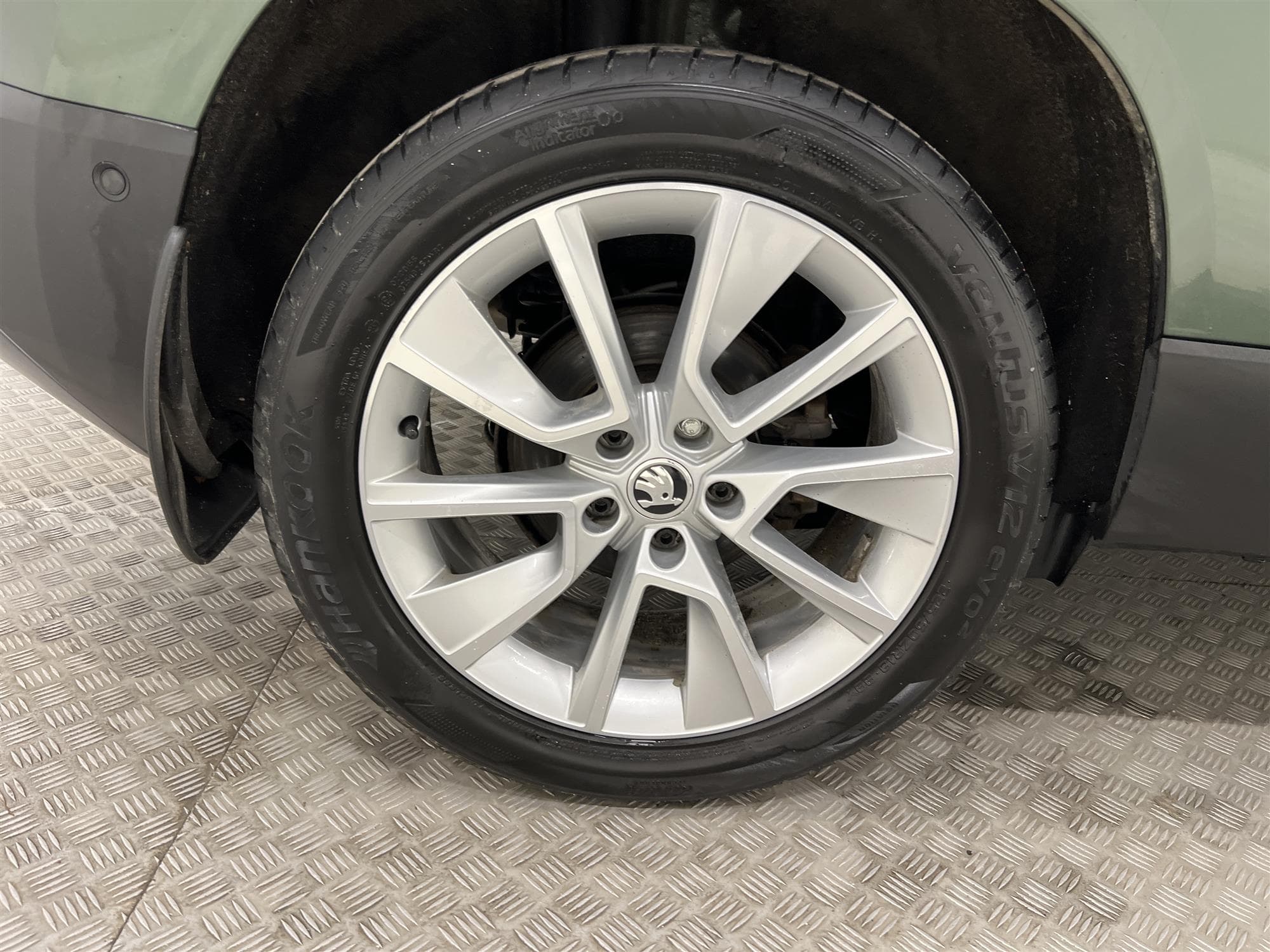 Skoda  Karoq 2.0 TDI 4x4 DSG 150hk Businessline D-Värm Drag 