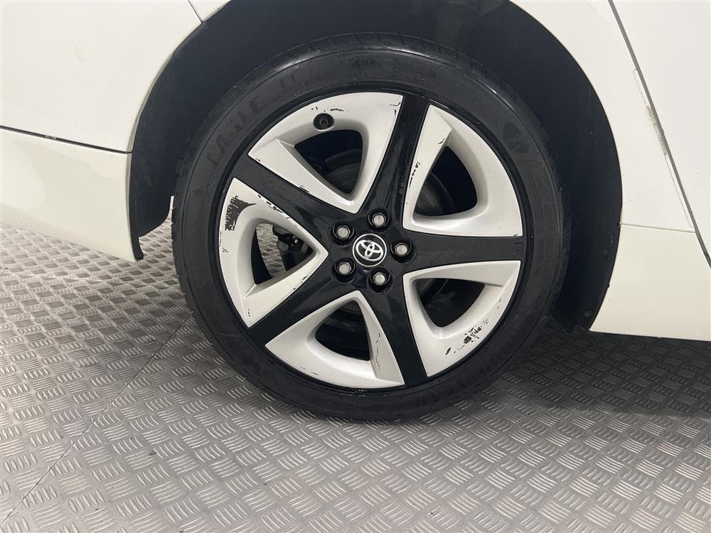 Toyota Prius 1.8 HSD 122hk Navi B-Kam Låg Skatt  0,33L/milinteriör