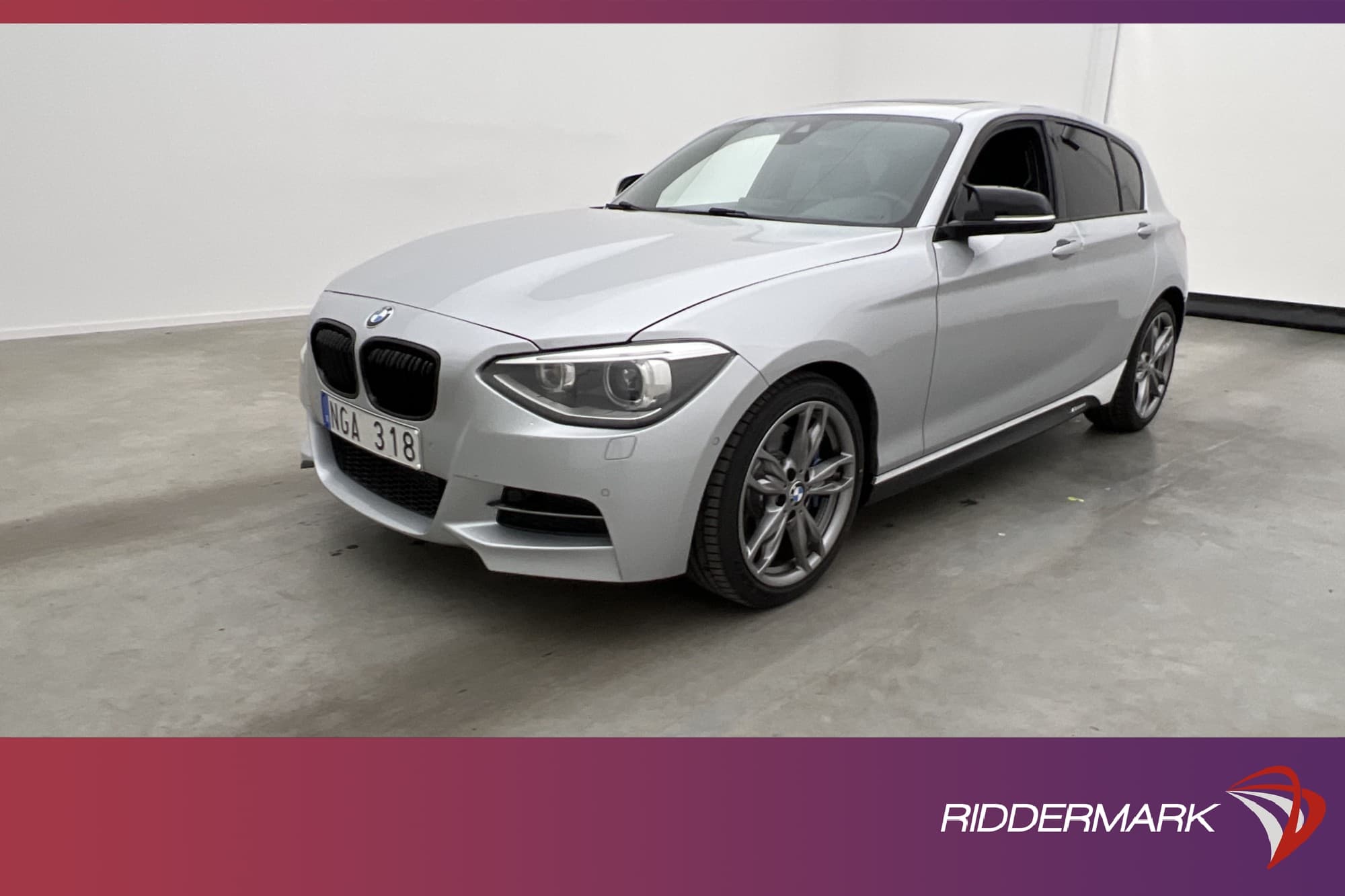 BMW M135i xDrive 320hk