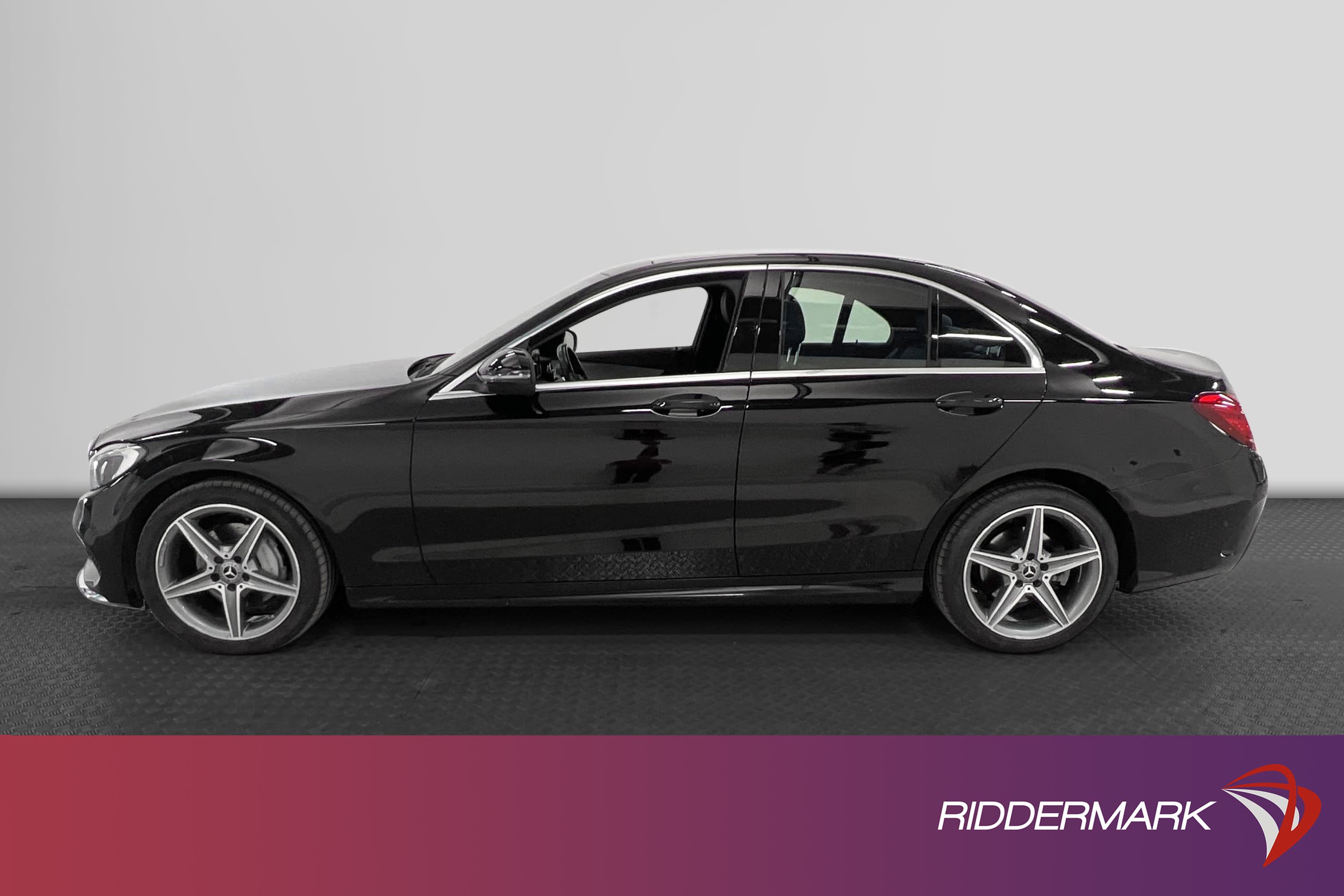 Mercedes-Benz C 220 d 4M AMG Pano Burmester