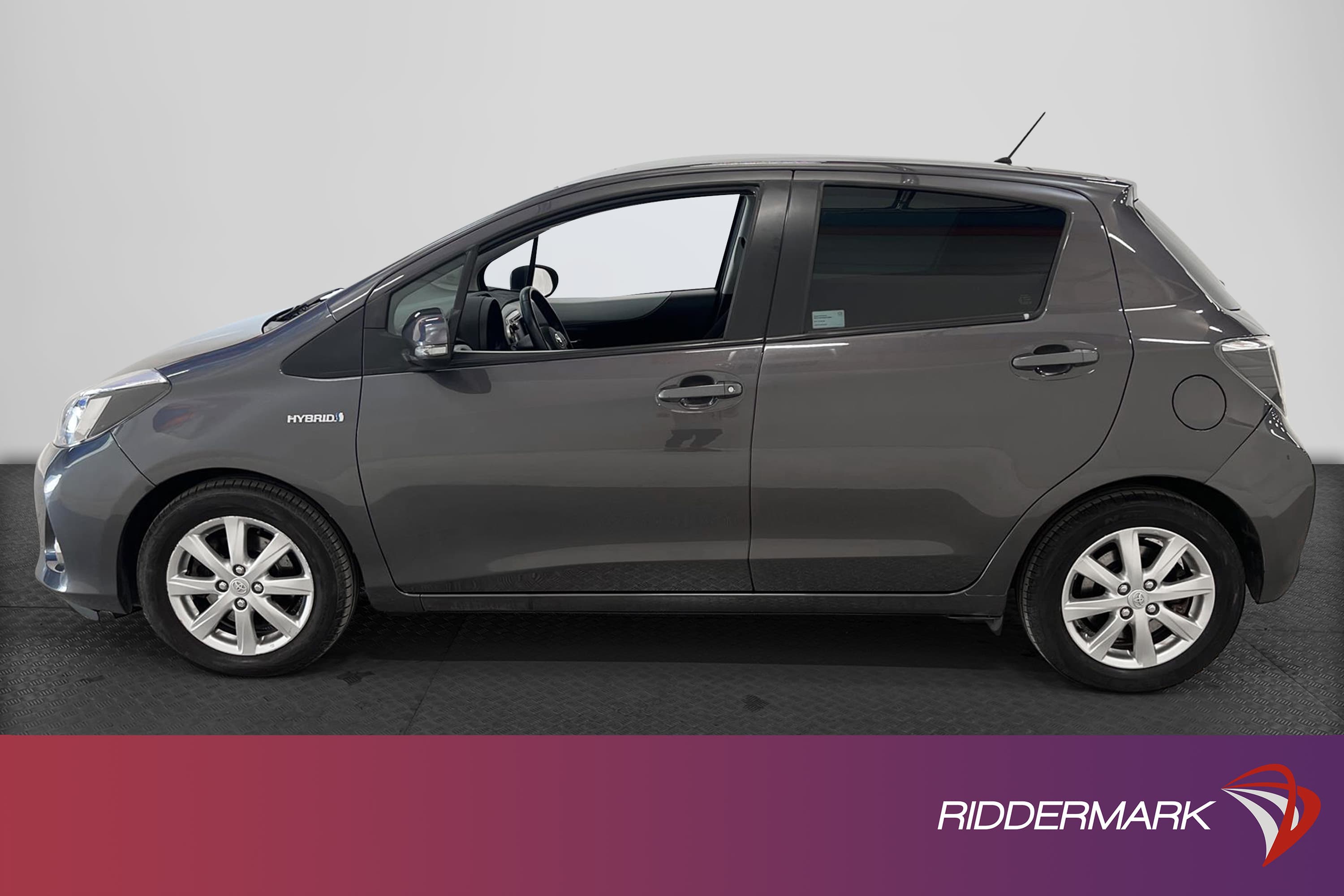 Toyota Yaris Hybrid e-CVT 101hk
