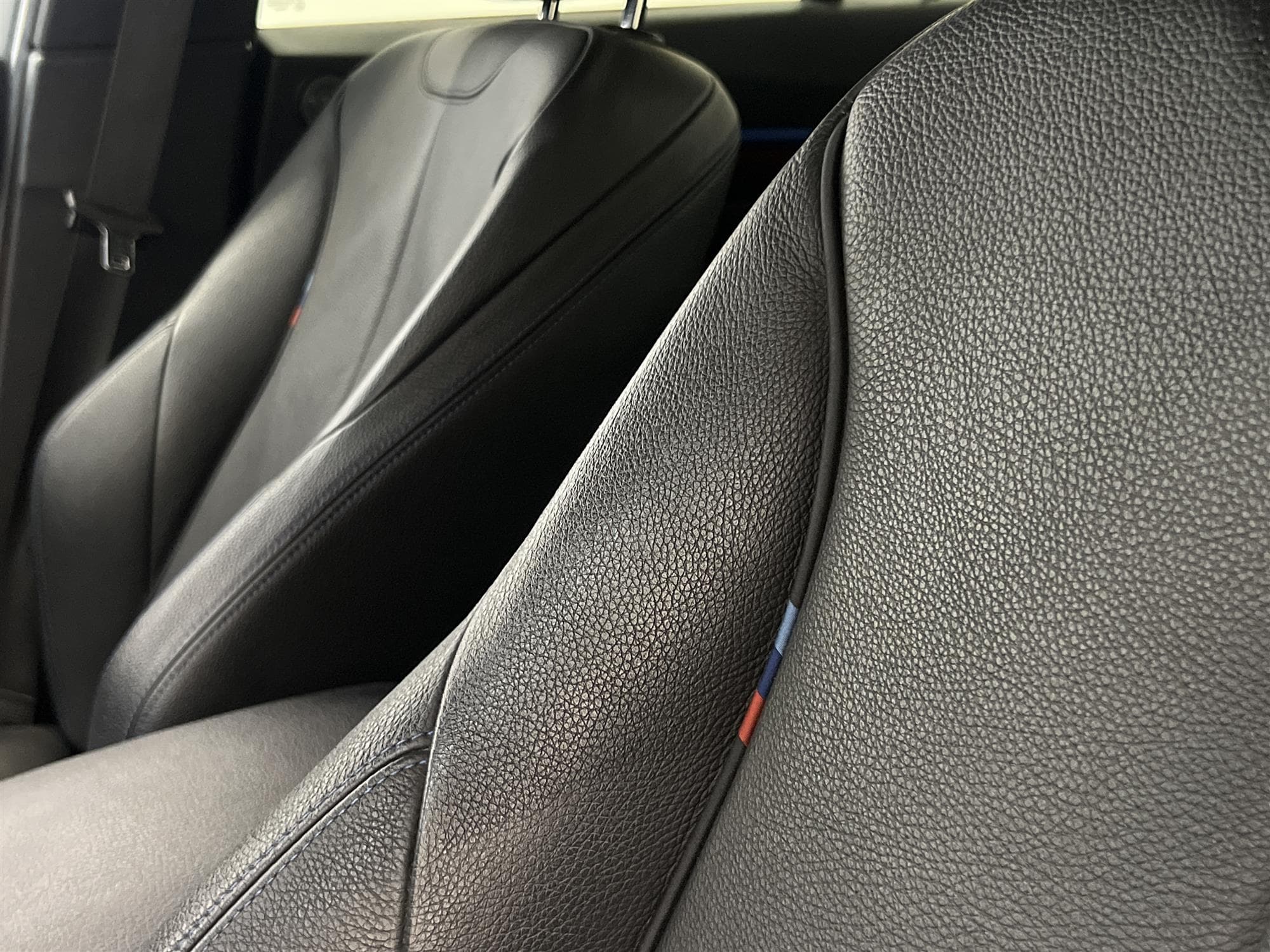BMW 330i xDrive 252hk M Sport Cockpit Drag H/K Navi Skinn