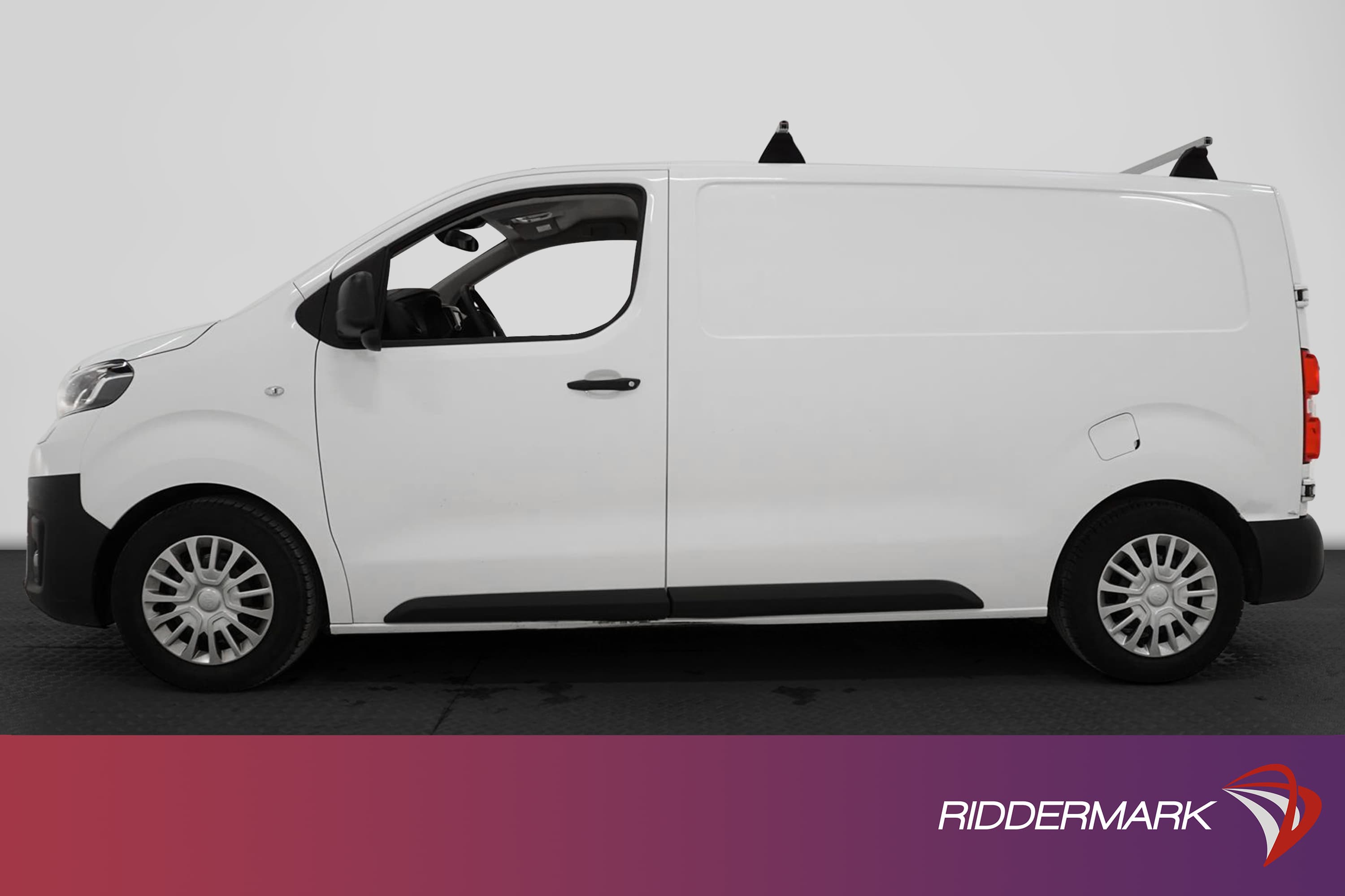 Toyota ProAce 1.6D PDC Eu6 Takräcke Dragkrok Värmare Moms
