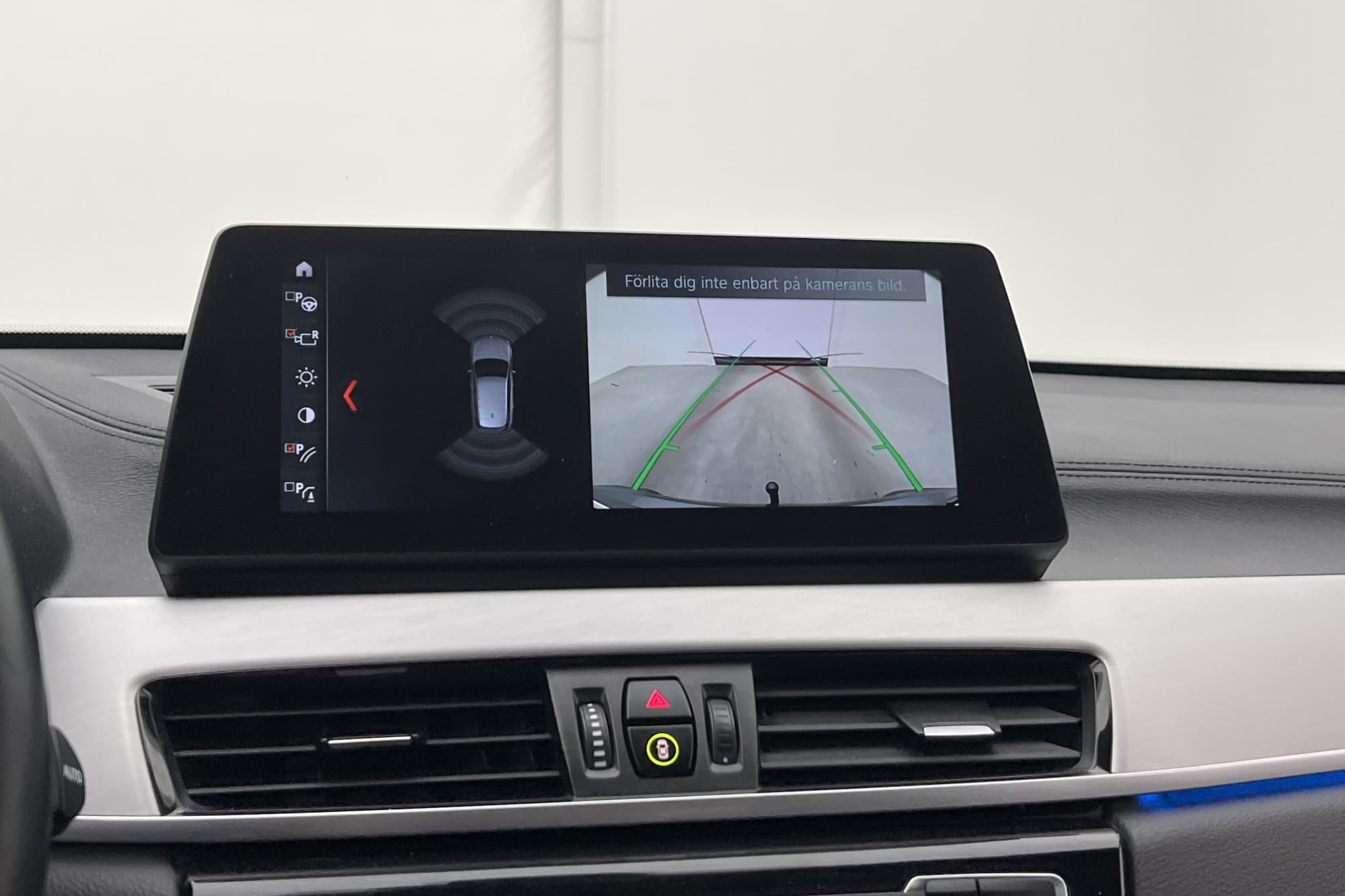 BMW X1 xDrive25e 220hk M Sport Head-Up HiFi Kamera Drag MOMS