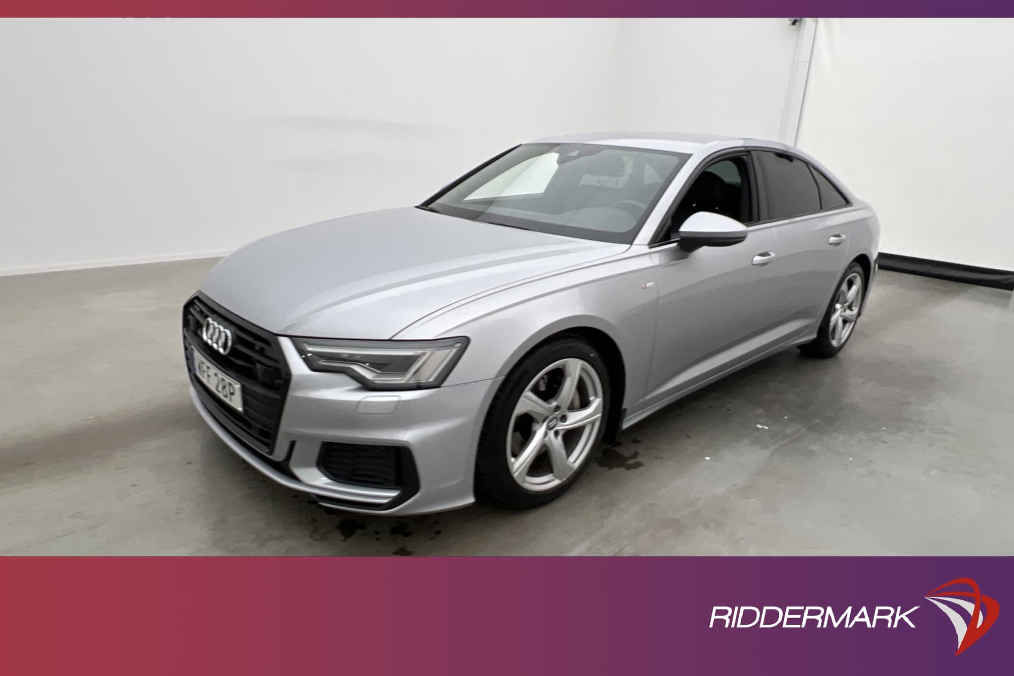 Audi A6 Sedan 45 TFSI Q S-Line Värmare Matrix Ambient Drag