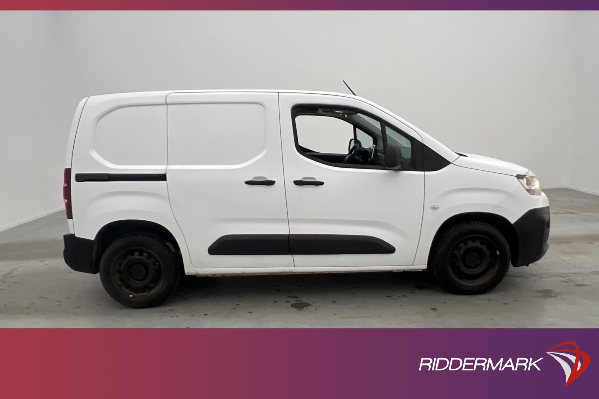 Citroën Berlingo 1.2 110hk Farthållare PDC 3-Sits CARPLAY