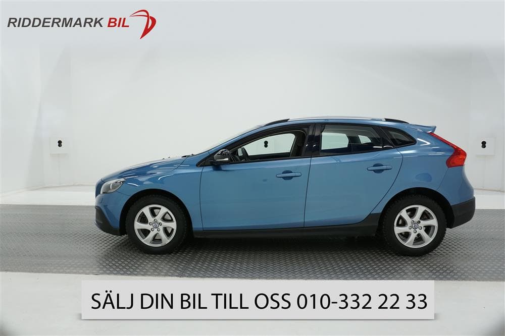 Volvo V40 Cross Country T3 152hk Momentum