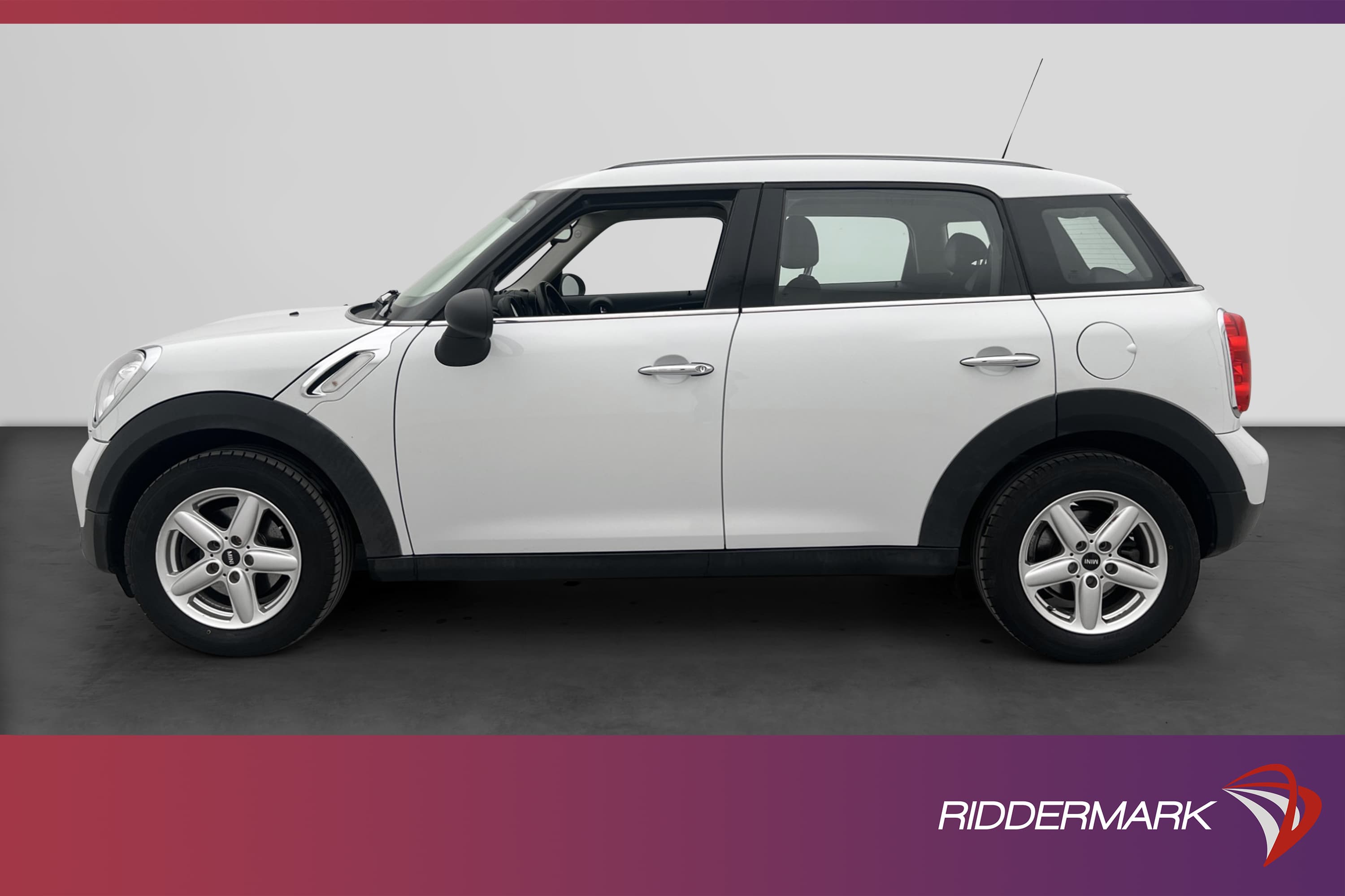 MINI One Countryman