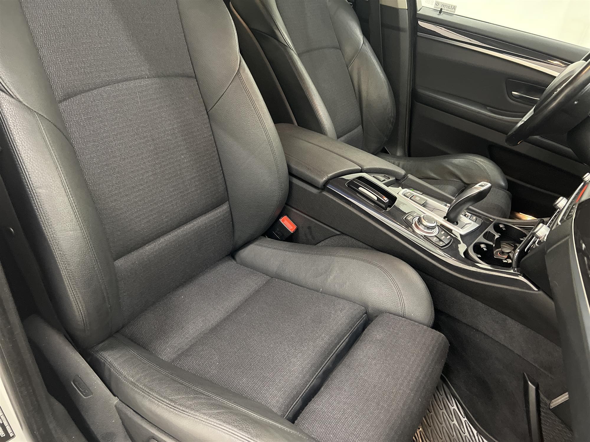 BMW 520d 184hk Touring  Värmare Nyservad PDC 0.45l/mil