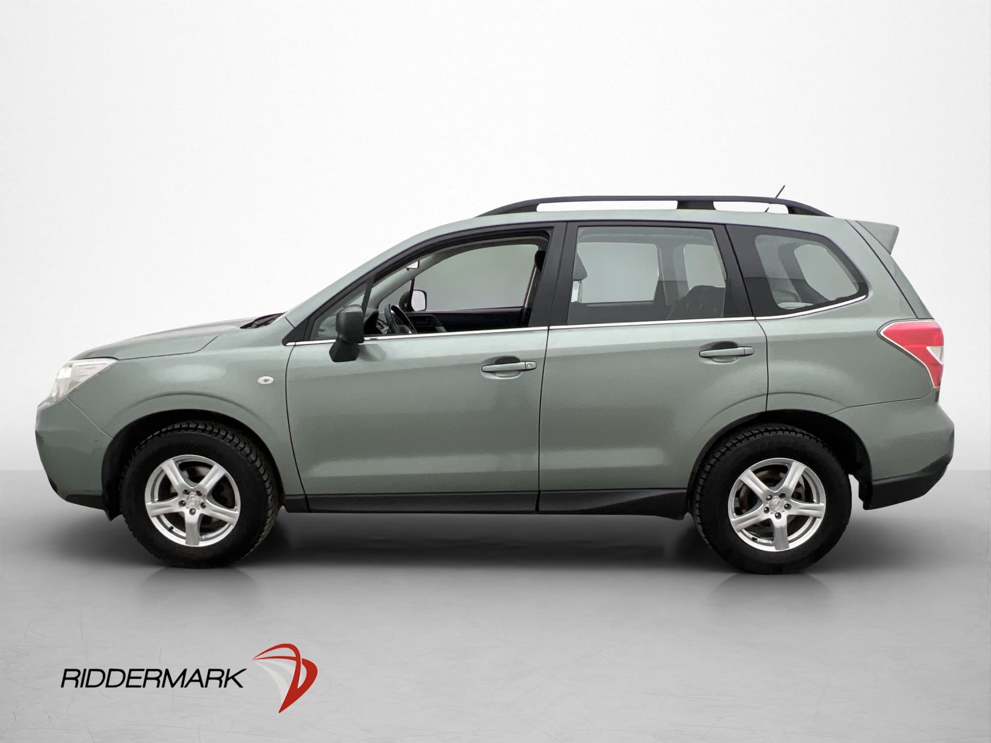 Subaru Forester 2.0 4WD 147hk B-Kamera Drag Bluetooth