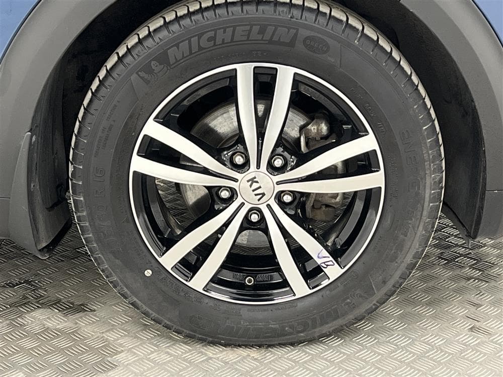 Kia Niro Hybrid 1.6 DCT Navi B-kam Välserv 0,38l/mil