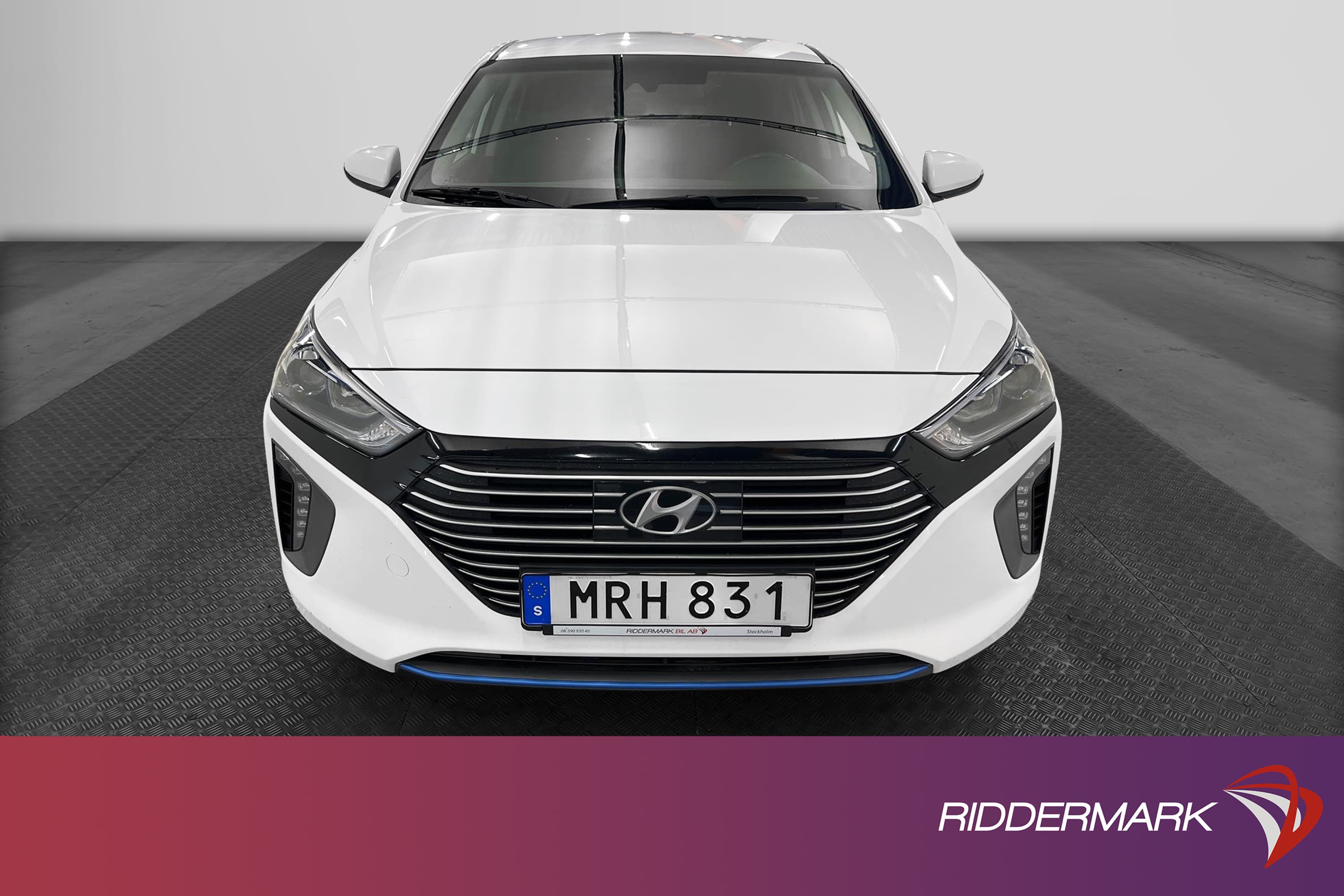 Hyundai Ioniq Hybrid 1.6 141hk B-Kamera Adaptiv 360kr Skatt