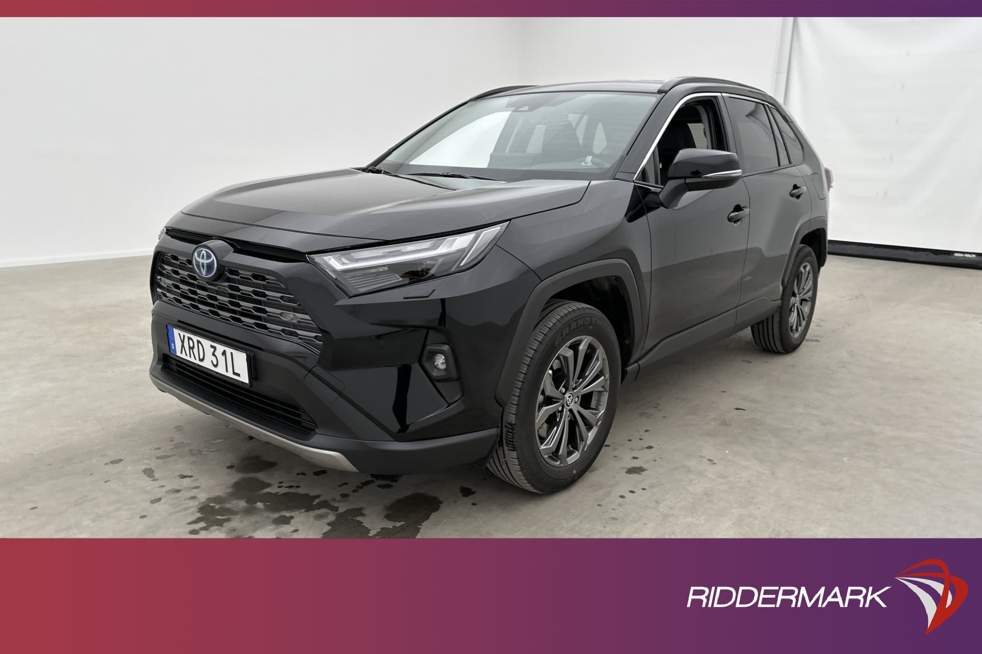 Toyota RAV4 Hybrid AWD-i 222hk