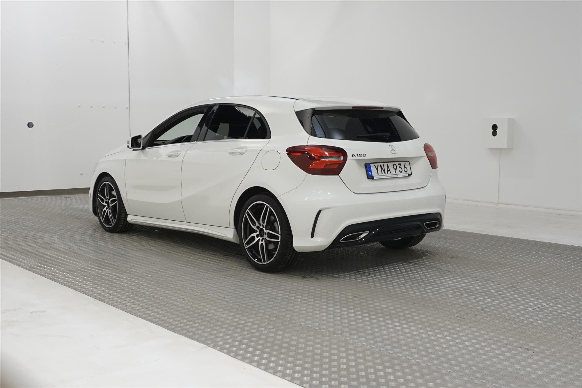 Mercedes-Benz A 180 122hk 7G-DCT AMG  Kamera Nybes 0.42l/mil