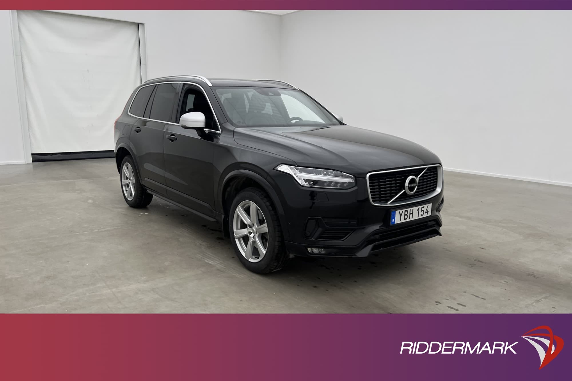 Volvo XC90 D5 AWD 225hk R-Design 7 Sits VOC Värmare Dragkrok