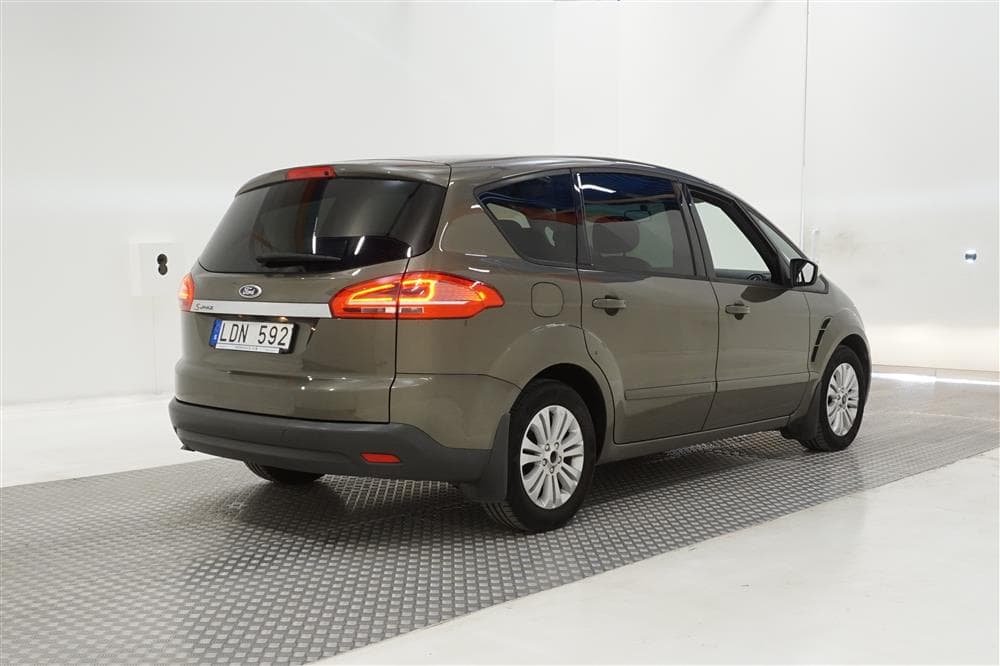 Ford S-MAX 2.0 TDCi 115hk 7 Sits Ny Kamrem 0,49L/mil exteriör