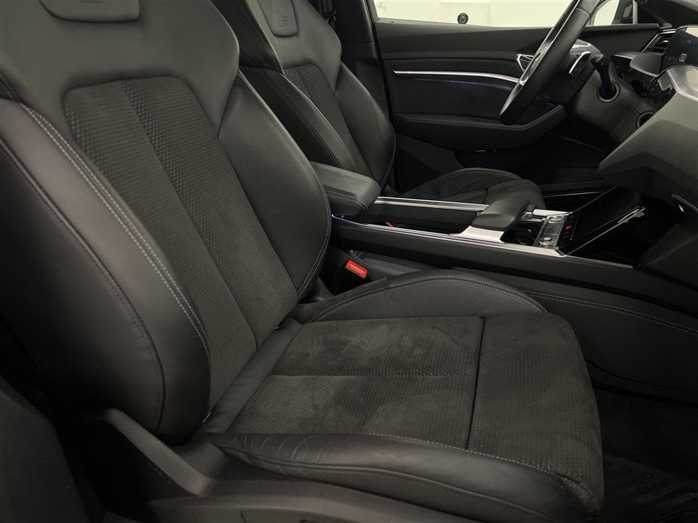 Audi e-tron 55 Quattro 408hk S-Line Drag Backkamera Moms