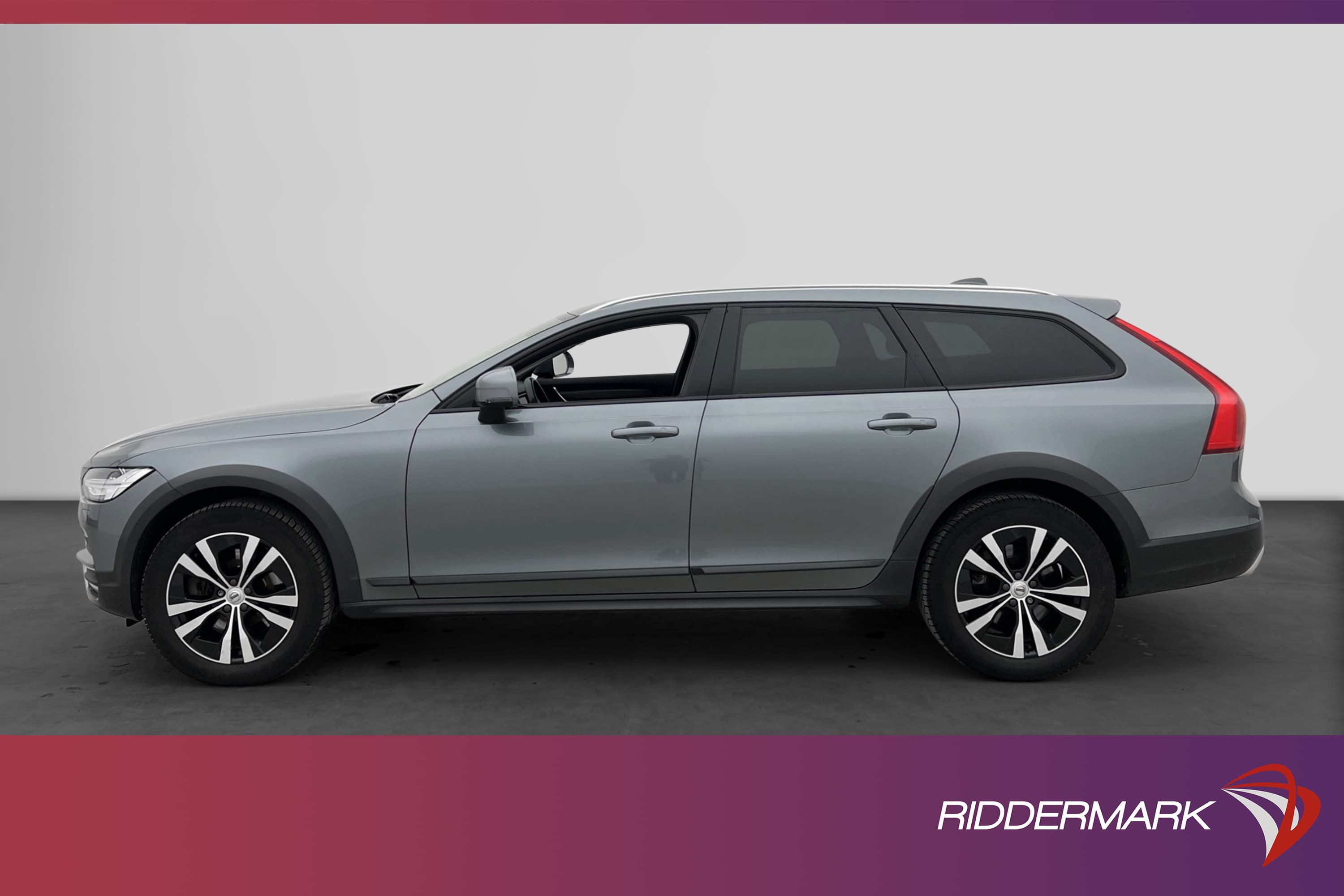 Volvo V90 Cross Country D4 AWD