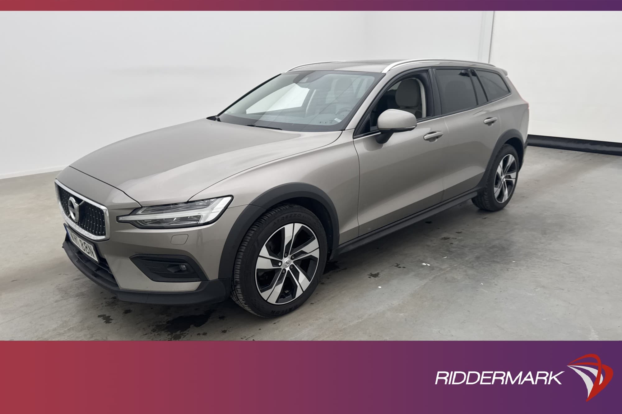 Volvo V60 Cross Country D4 AWD