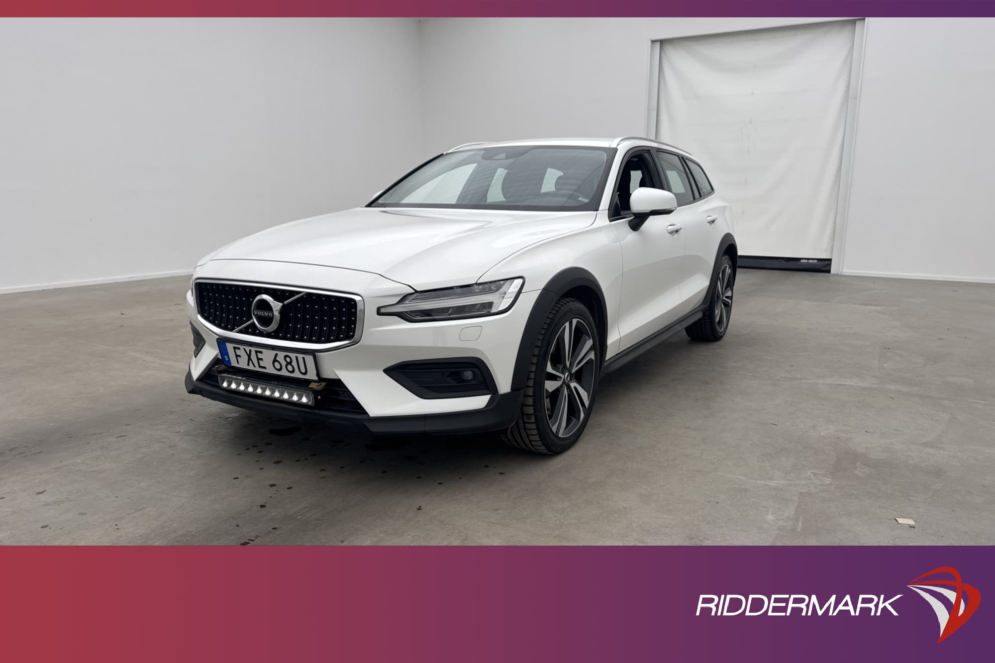 Volvo V60 Cross Country D4 AWD Advanced VOC Värm Skinn Drag