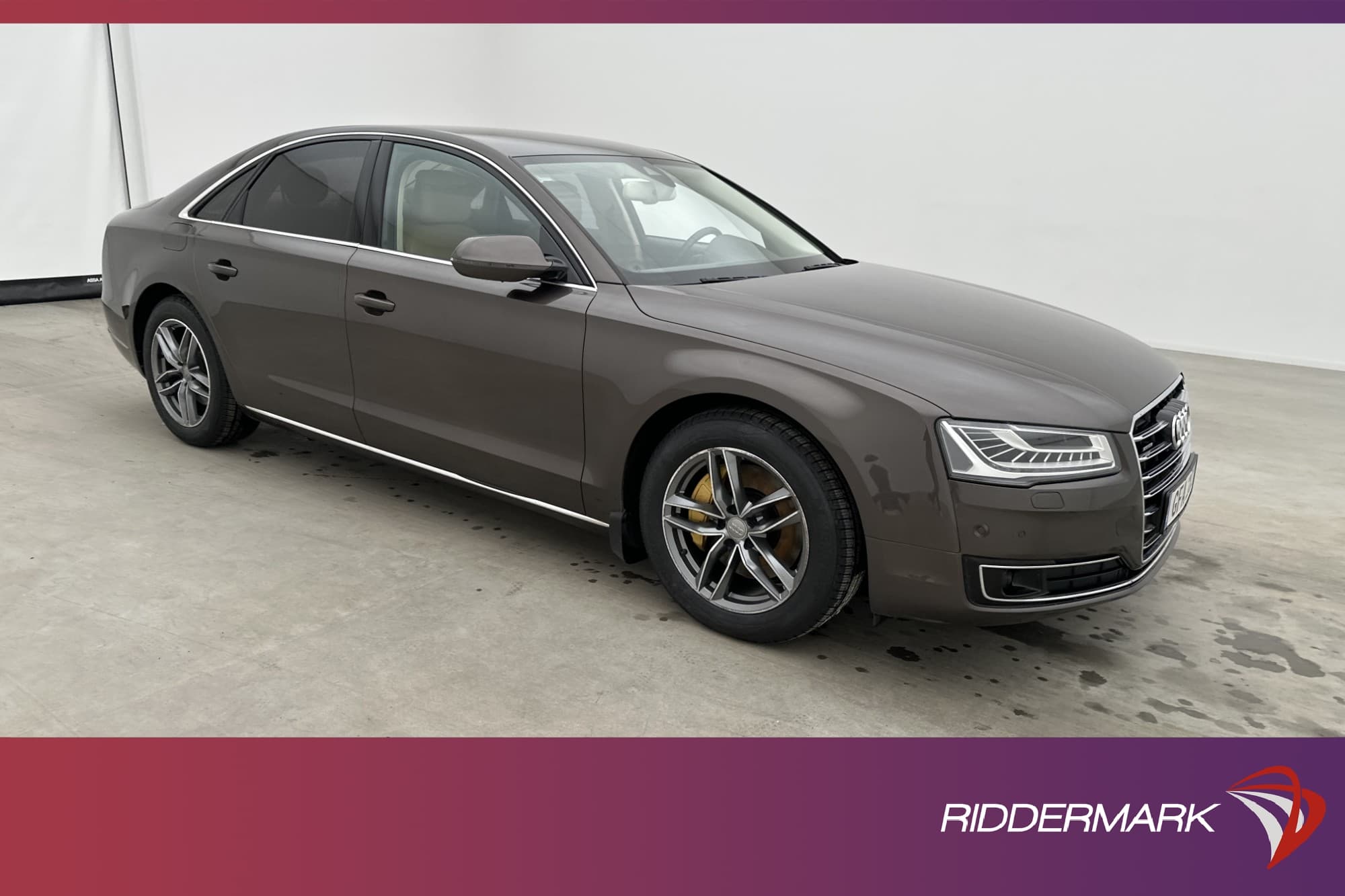 Audi A8 TDI V6 Q 262hk
