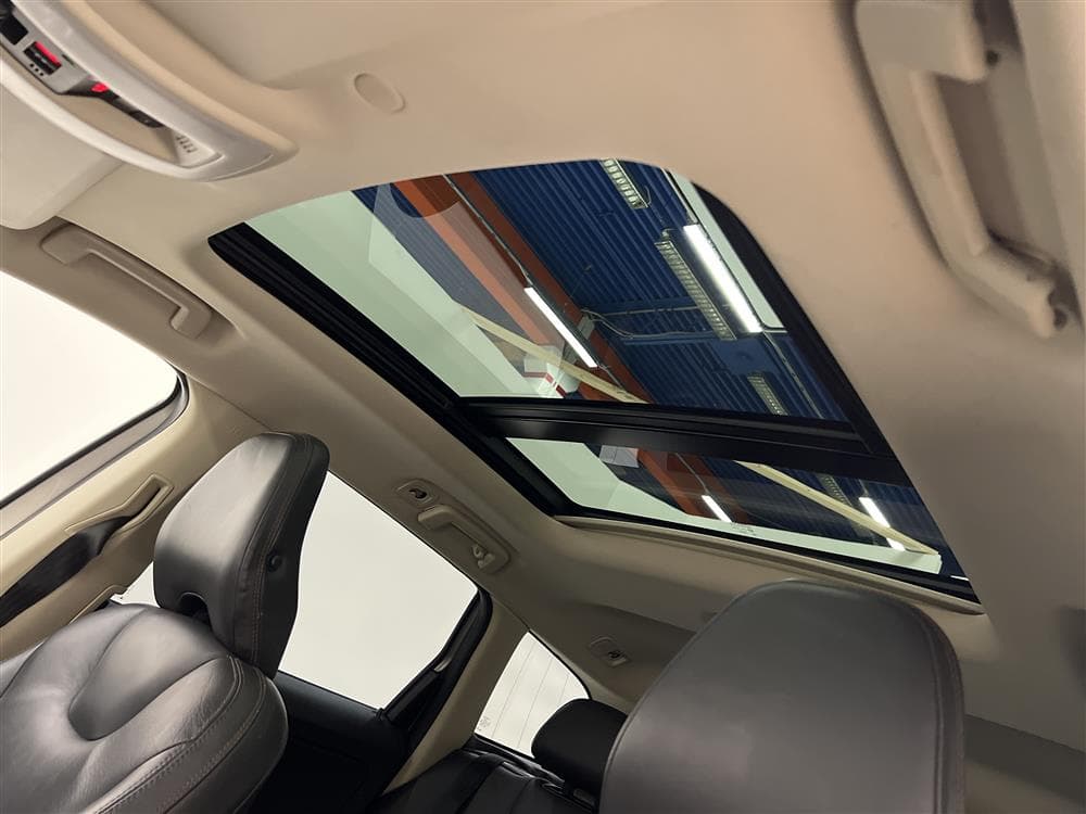 Volvo XC60 D3 AWD Summum VOC Värmare Pano Drag HELG KAMPANJinteriör