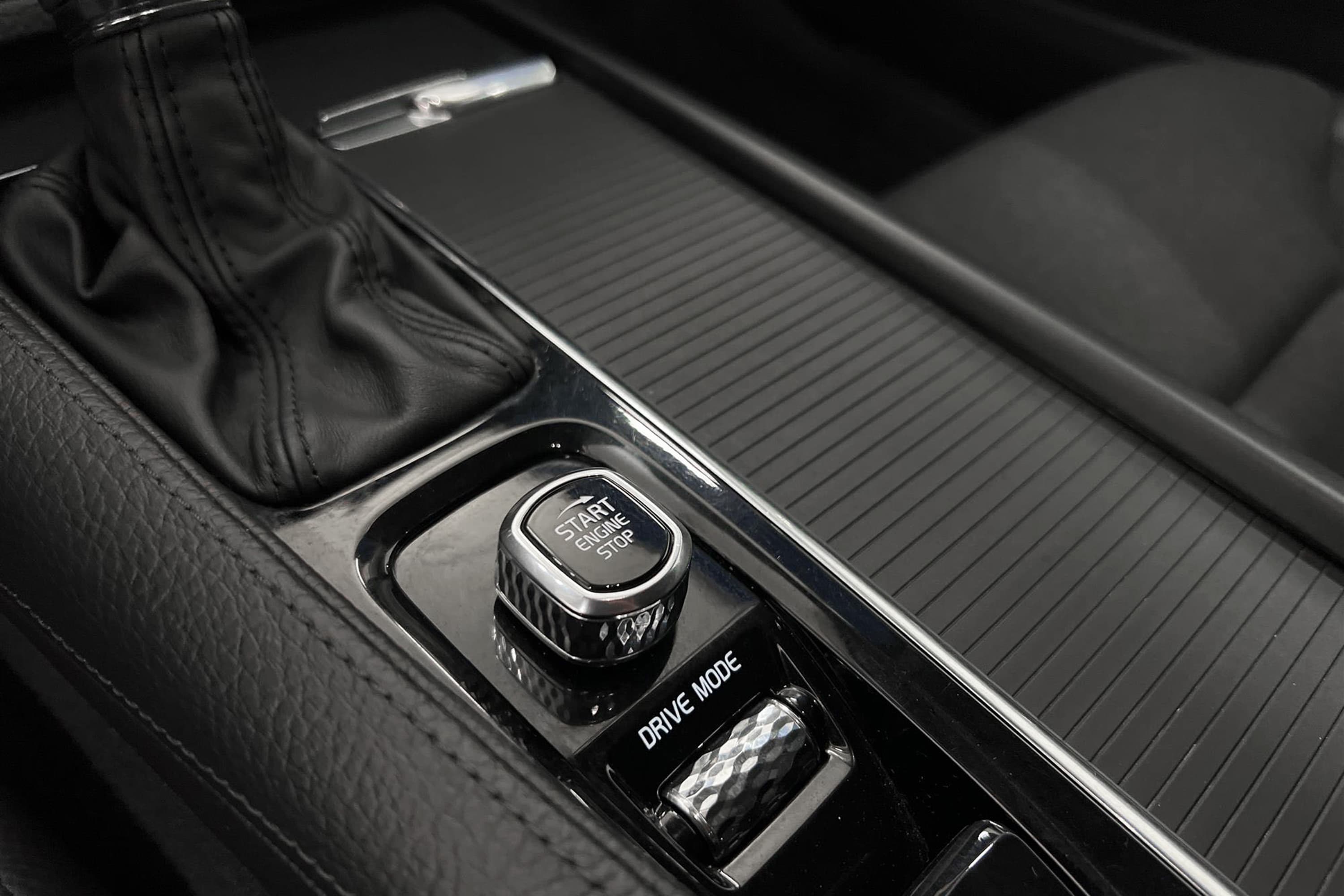 Volvo S90 D4 190hk Voc D-Värmare Dragkrok Keyless Navi BLIS