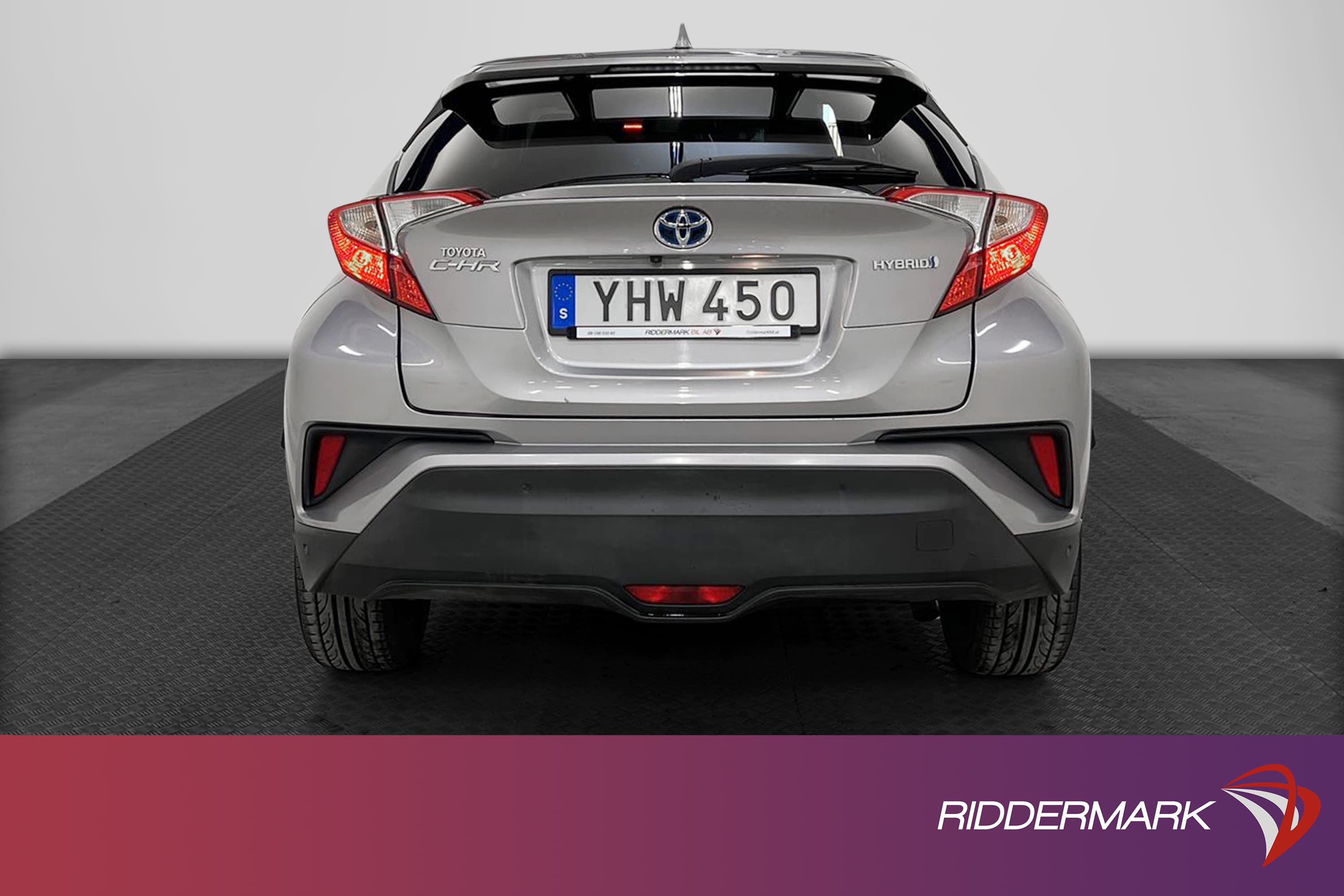 Toyota C-HR Hybrid CVT 122hk Executive JBL Skinn Navi B-Kam