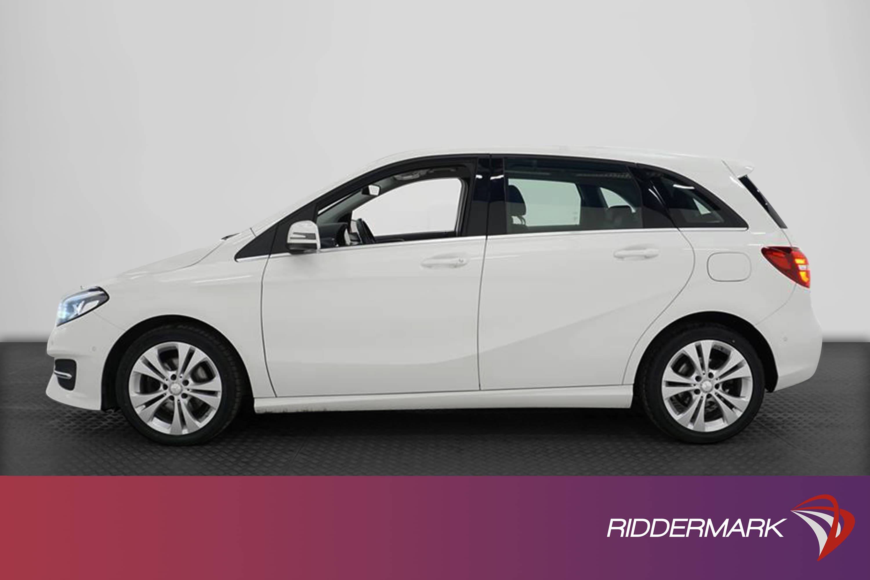 Mercedes-Benz B 200d 136hk