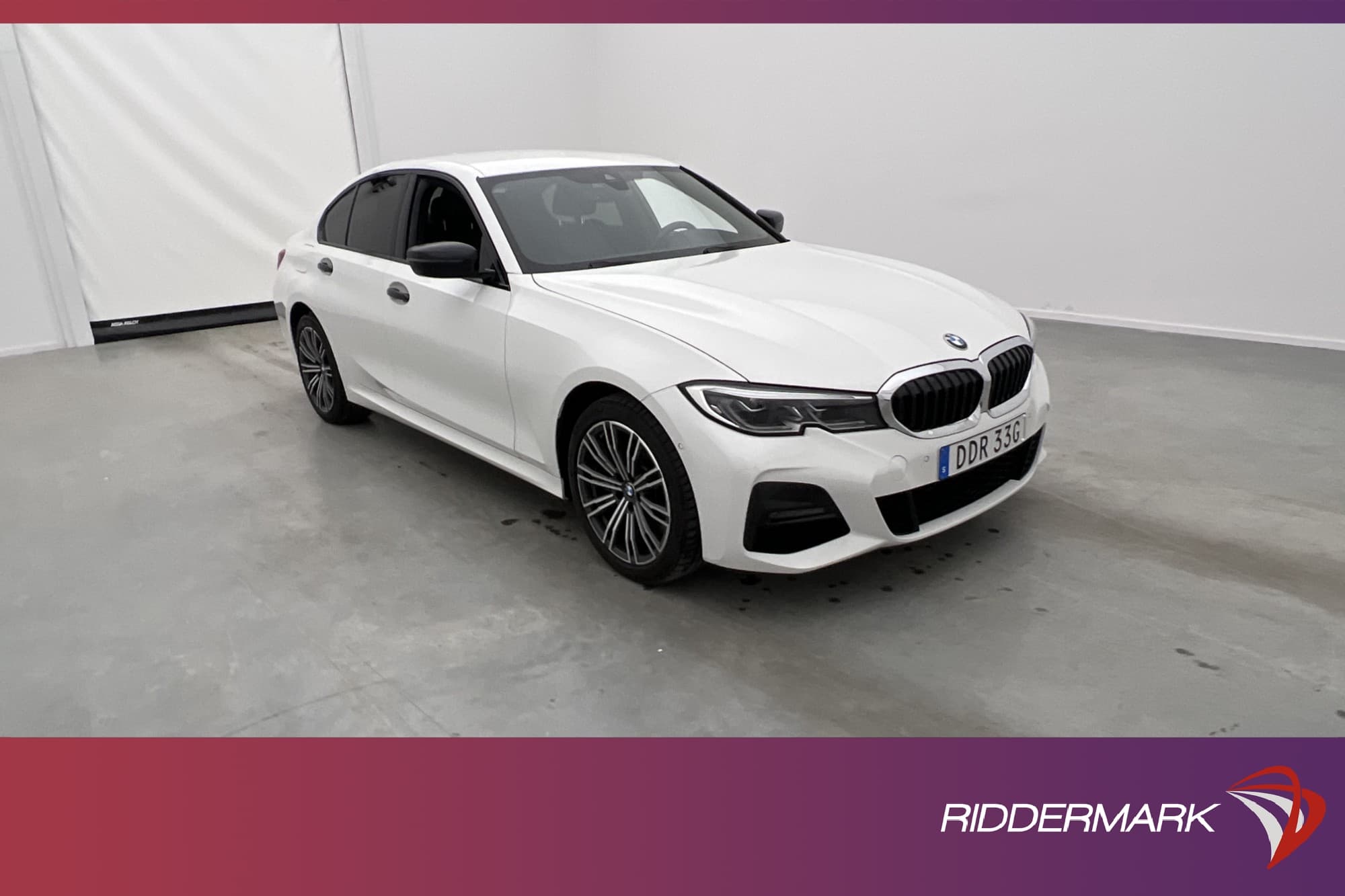 BMW 330e 292hk